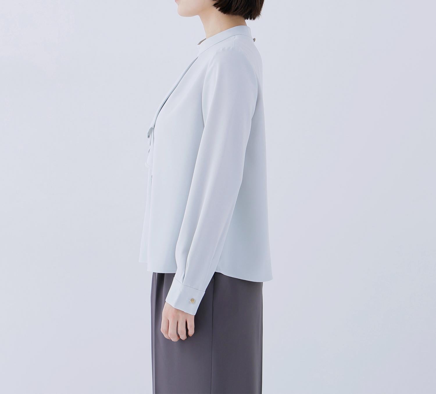 ラッフルボウタイブラウス ペールグリーン