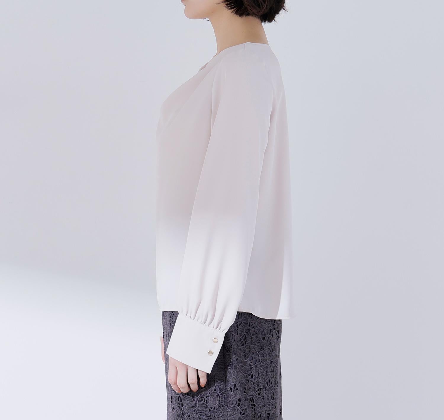 ドレープネックブラウス ペールピンク