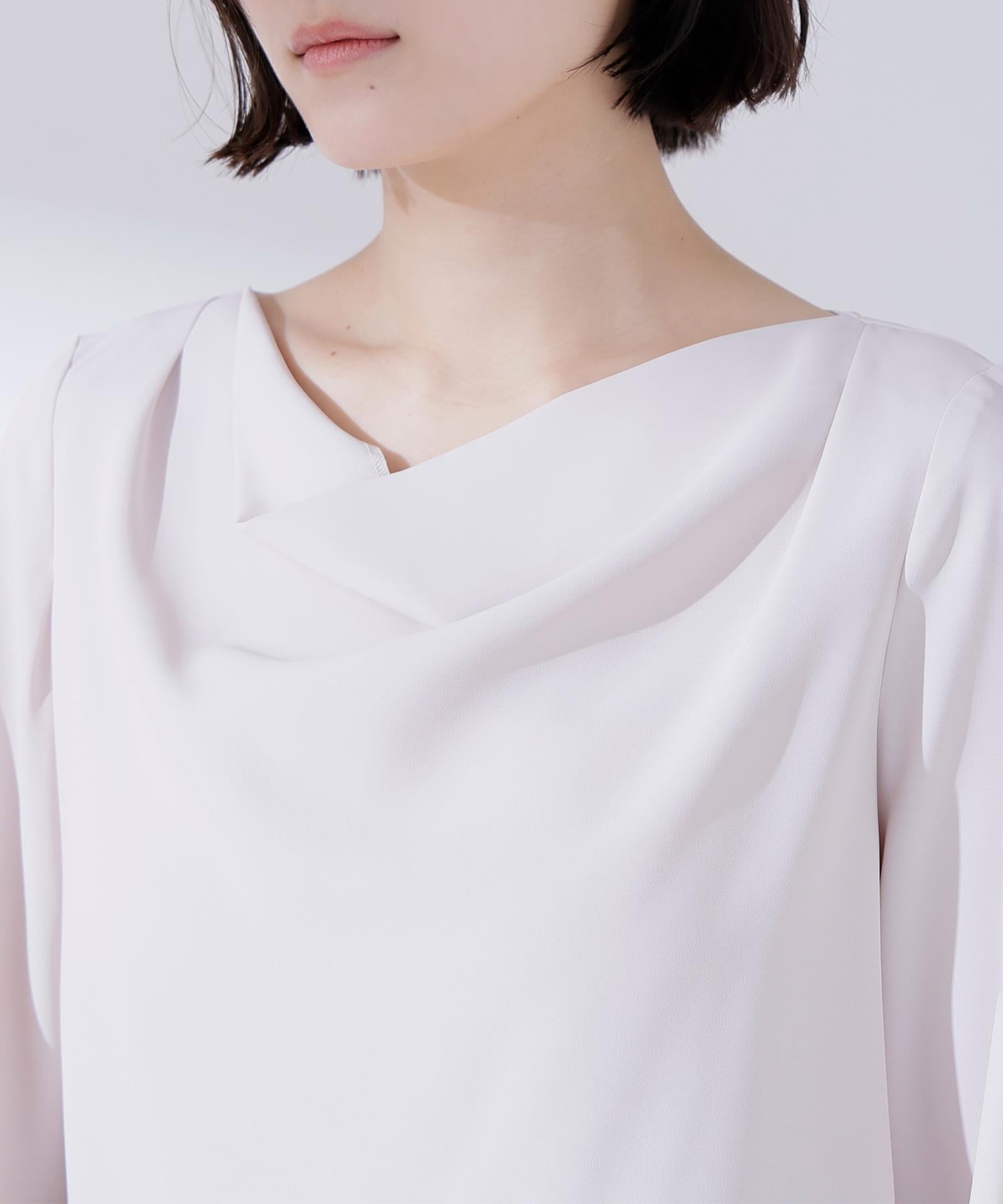 ドレープネックブラウス ペールピンク