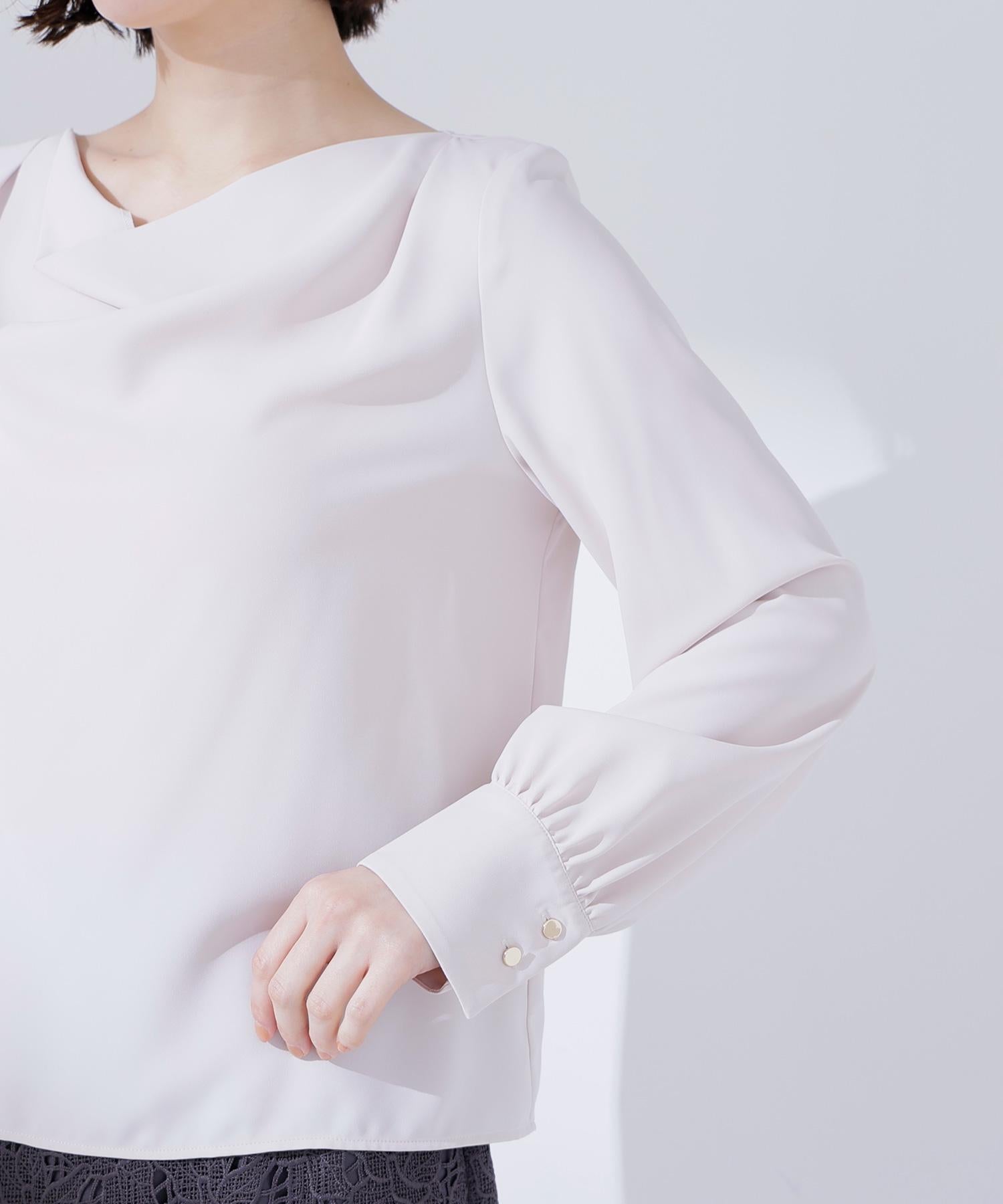 ドレープネックブラウス ペールピンク