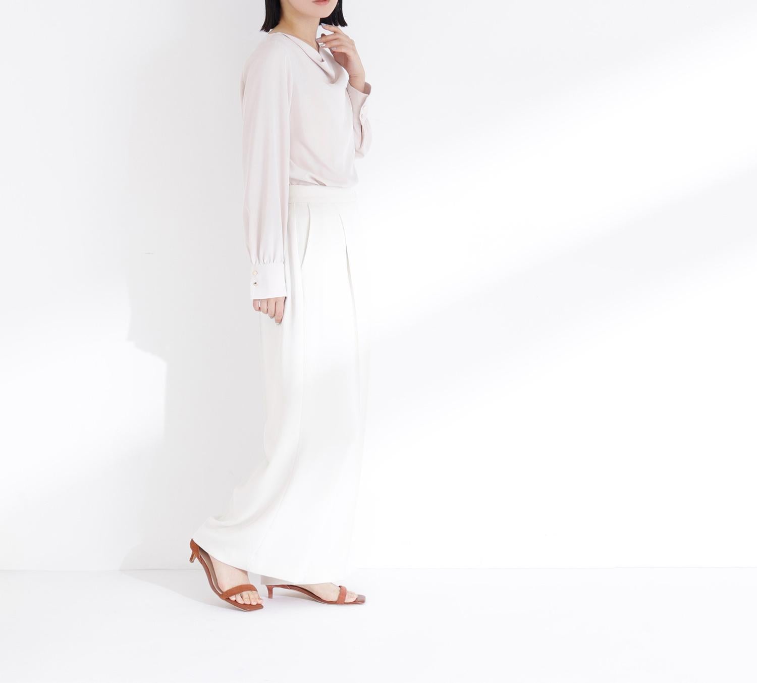 ドレープネックブラウス ペールピンク