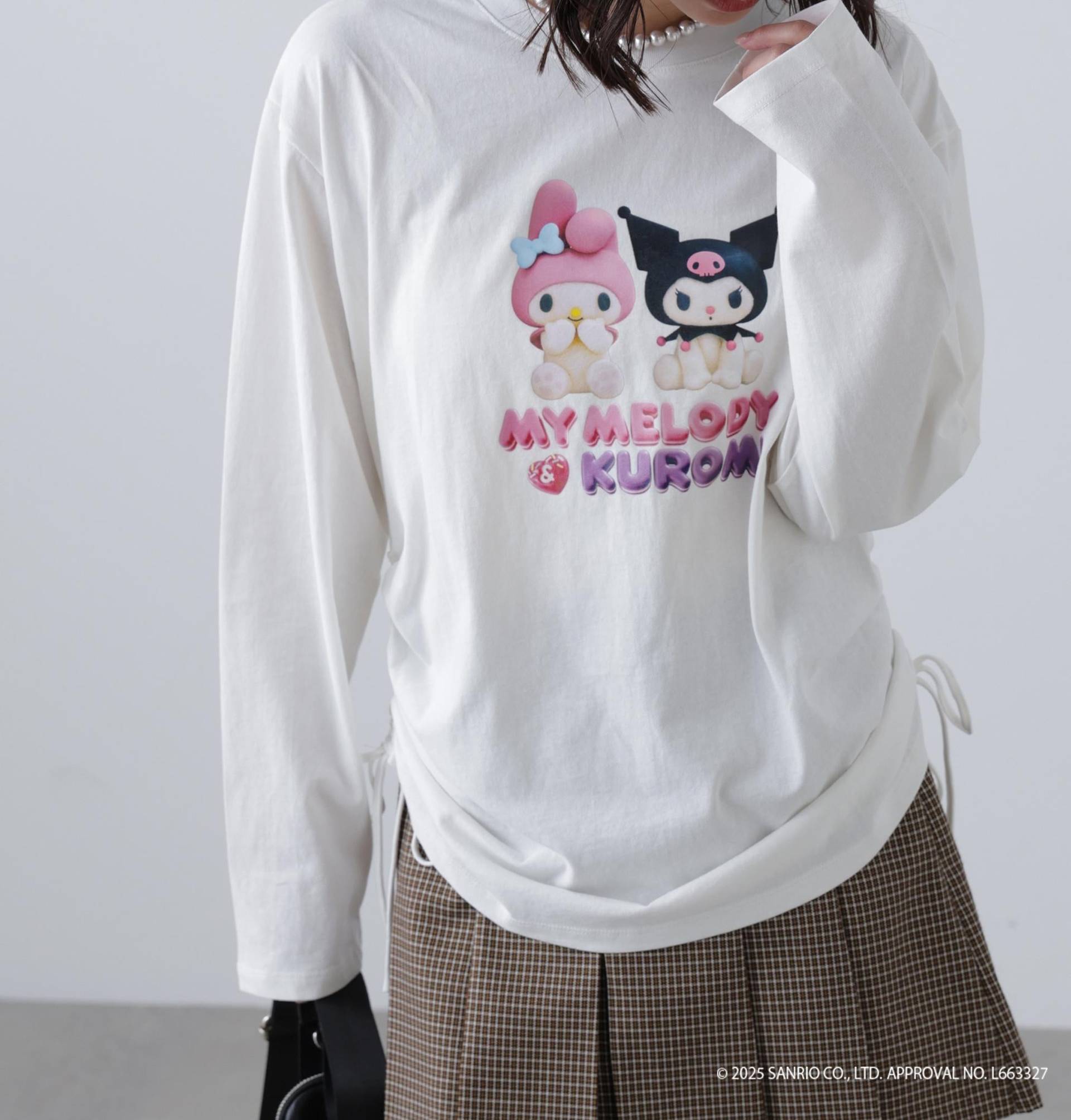 〈メロクロコラボ〉ロングTシャツ ホワイト