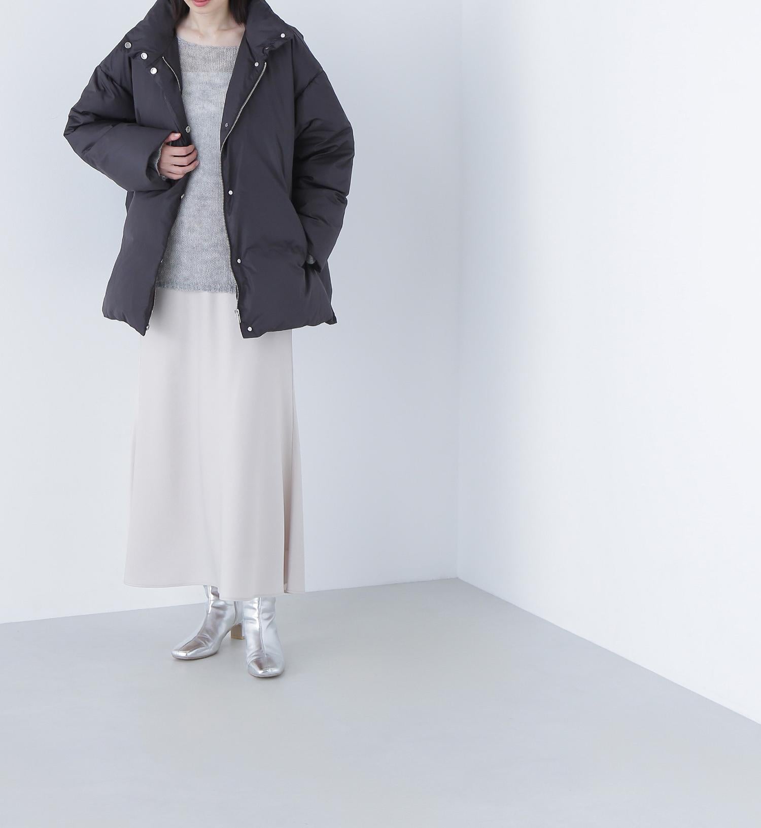 シームレスミドルダウン ブラック