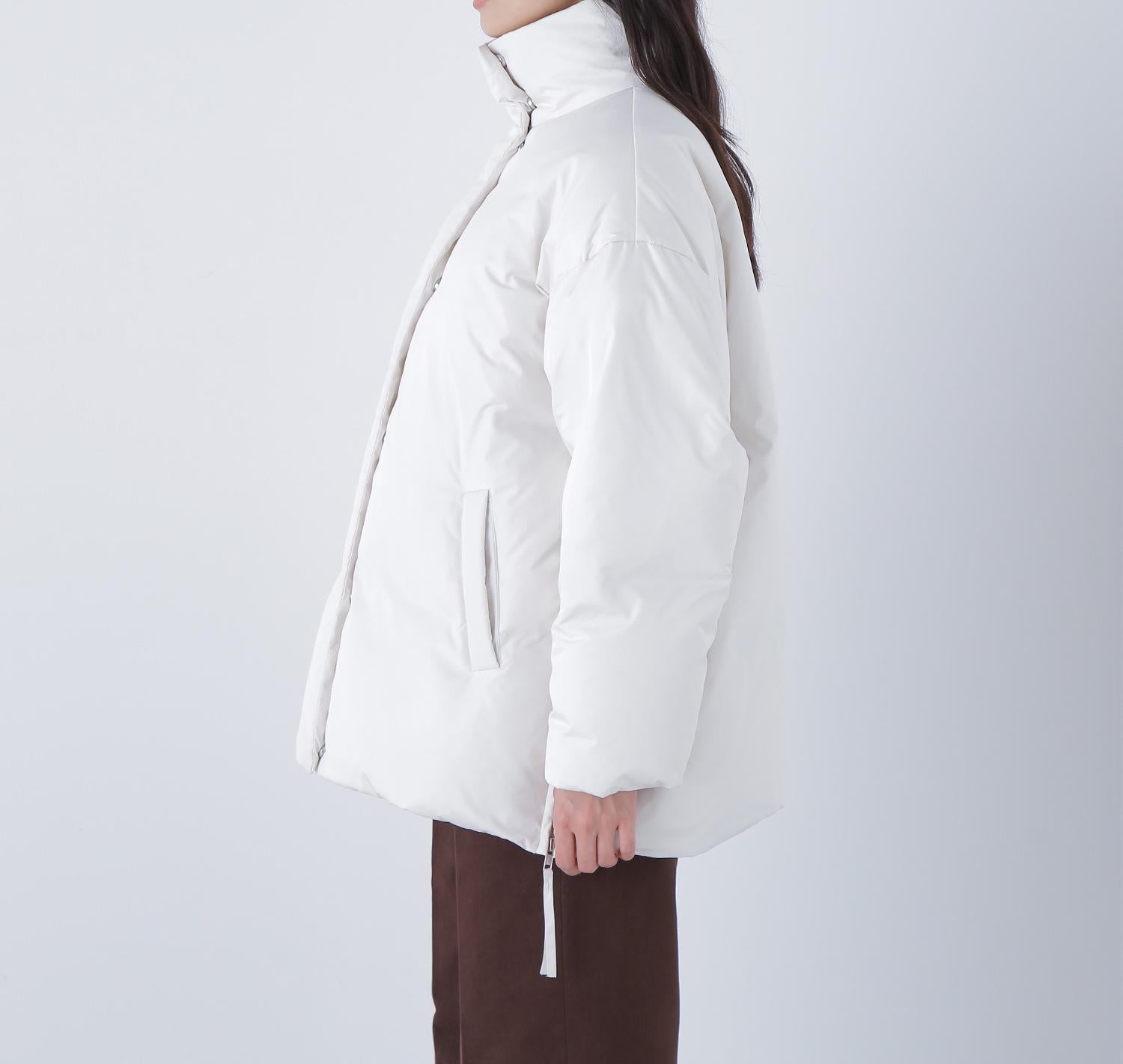 シームレスミドルダウン エクリュ1