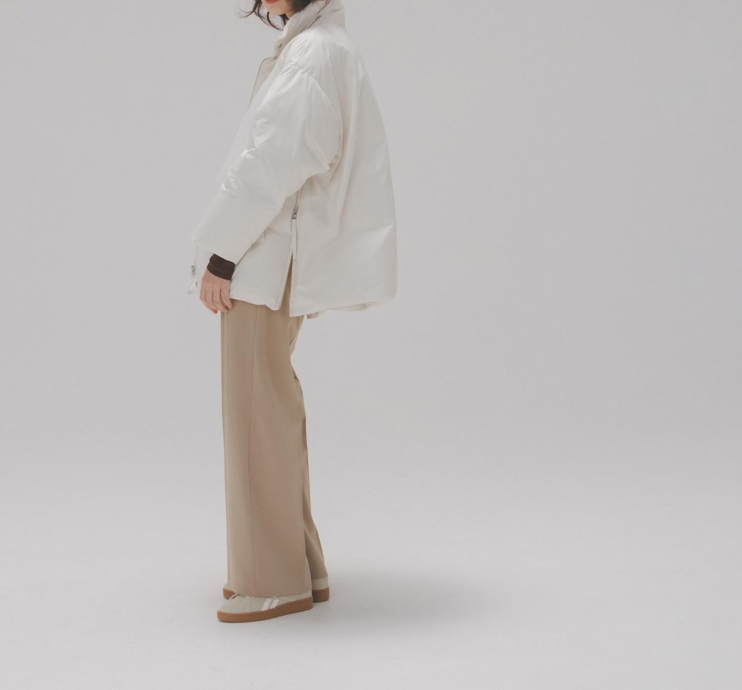 シームレスミドルダウン エクリュ1