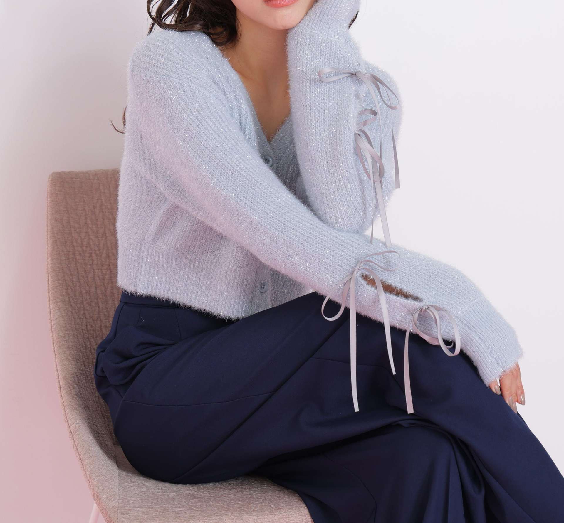 フィルムフェザーヤーンカーディガン ブルー