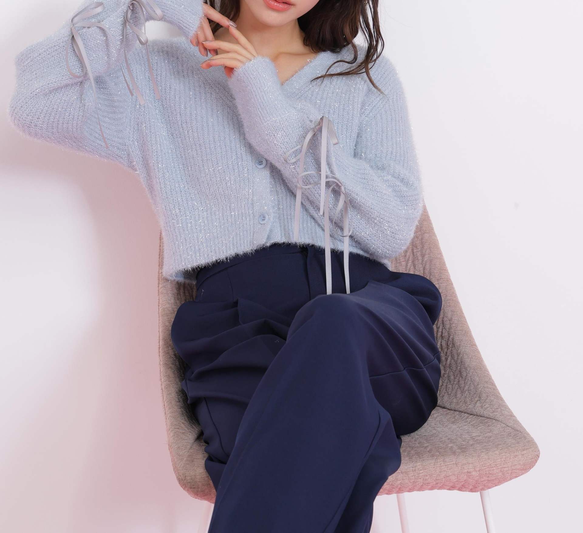 フィルムフェザーヤーンカーディガン ブルー