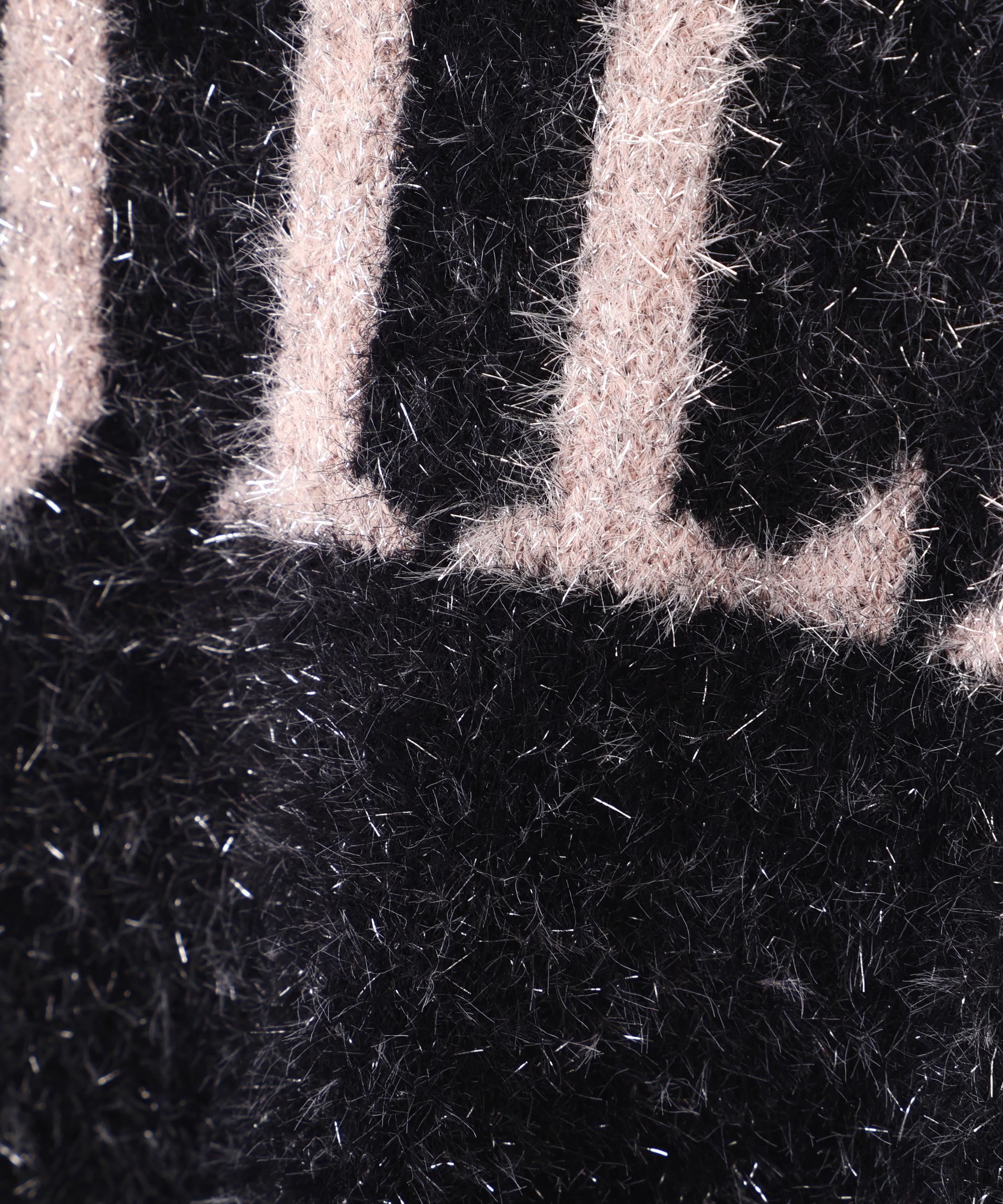 ラメロゴジャガードニット ブラック