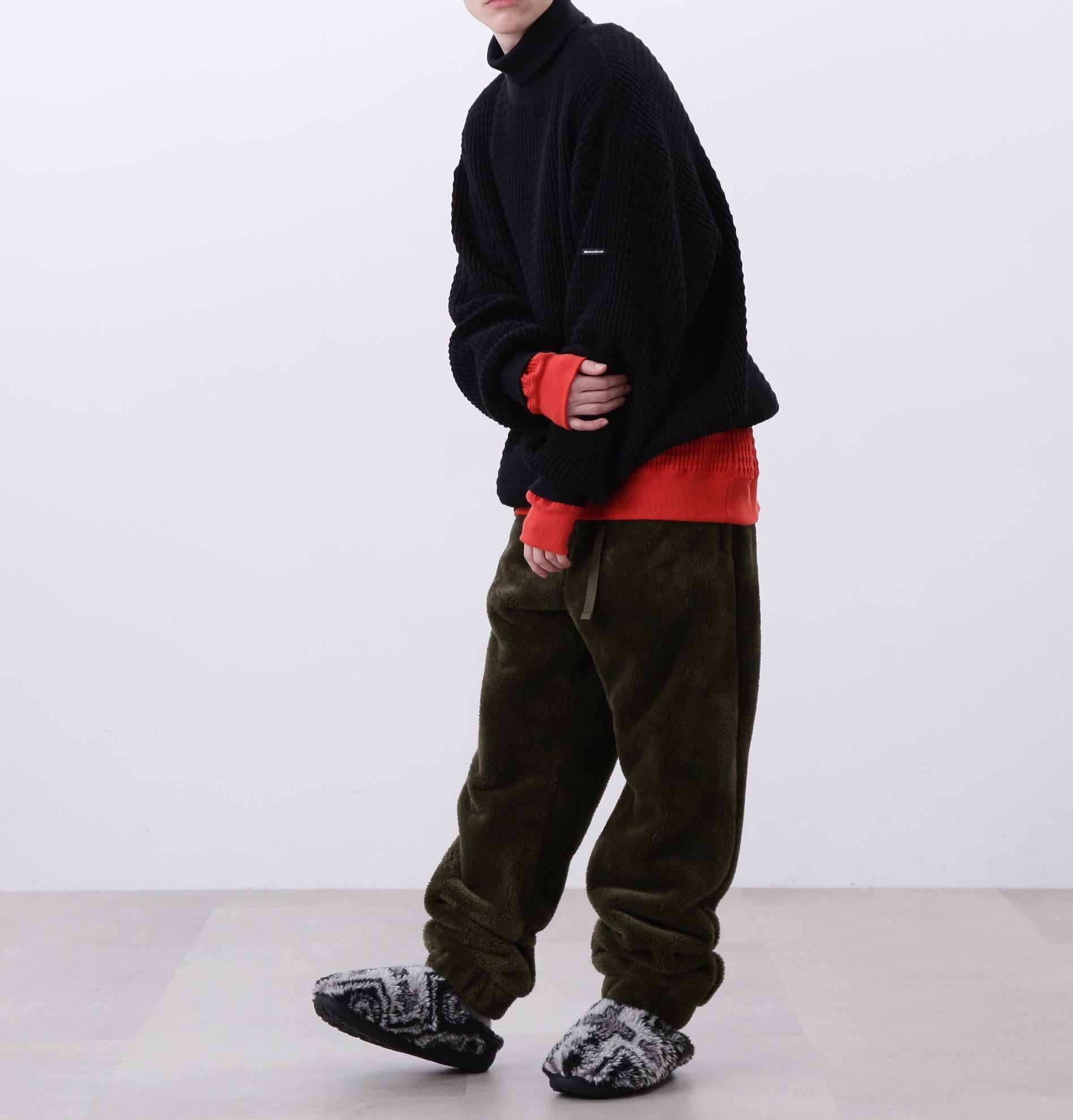 MANASTASH/マナスタッシュ/SNUGGLE SNUG THE>MAL TU>TLE NECK ブラック