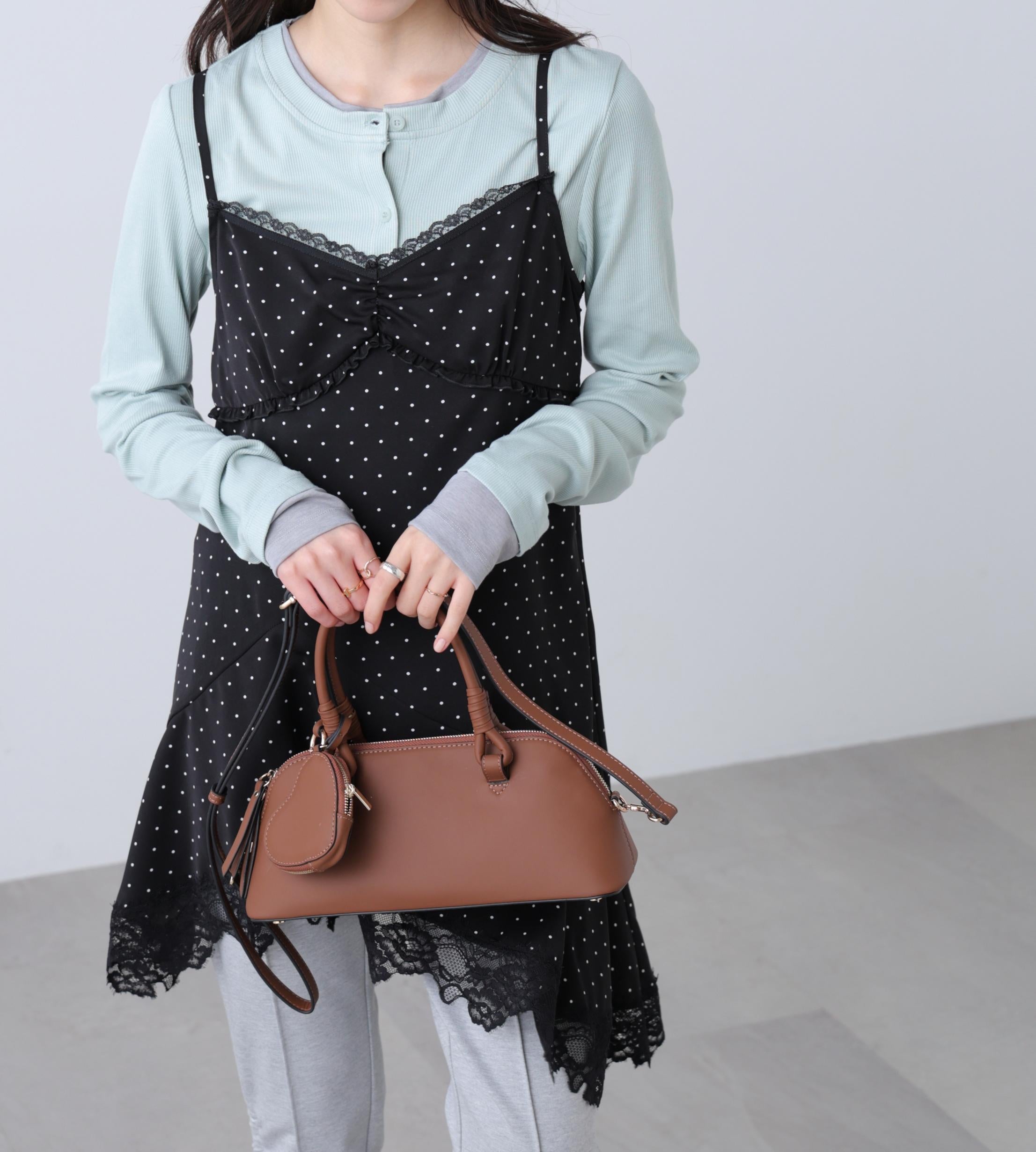 イレヘムキャミワンピース ブラックベースドット1