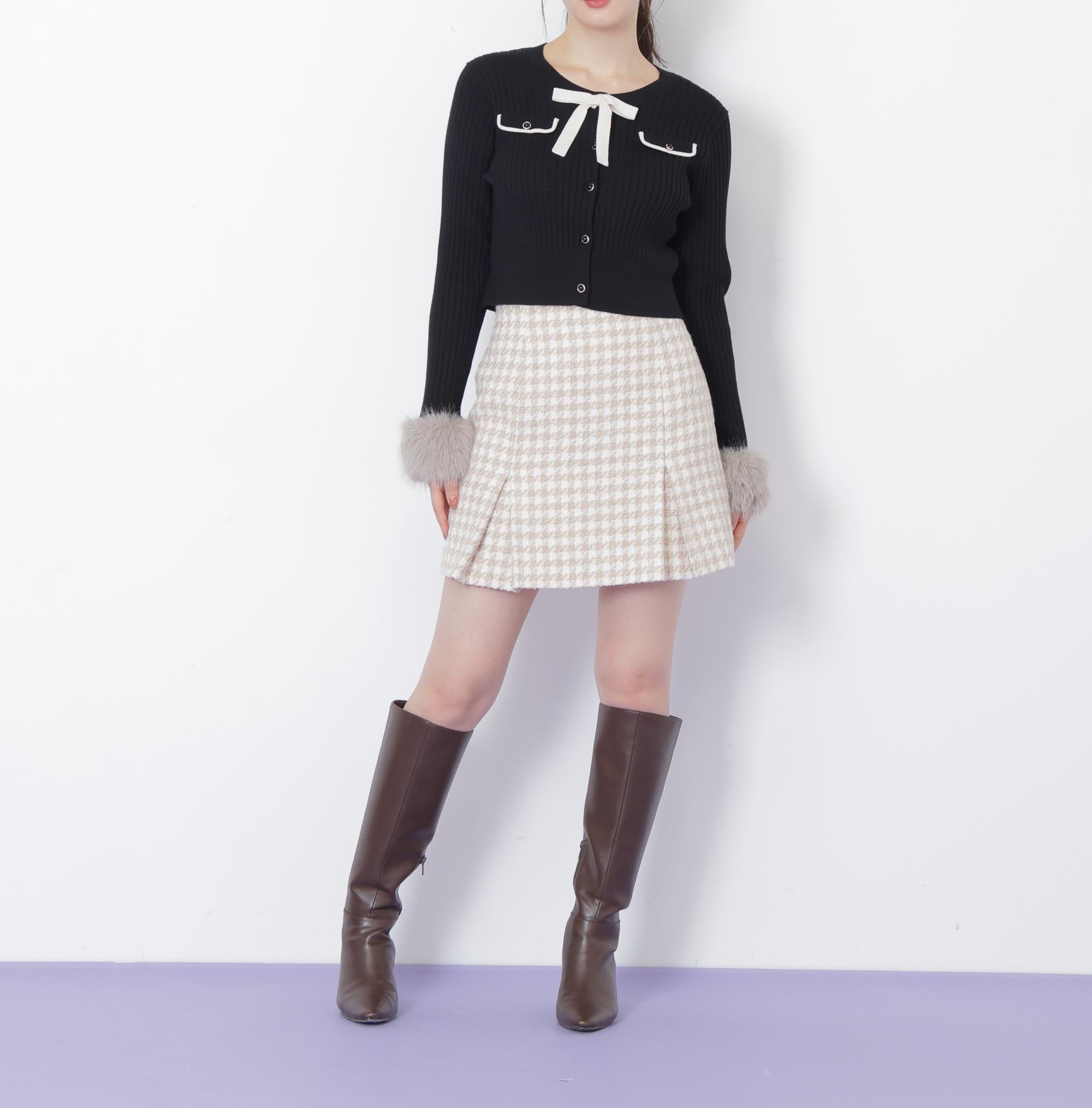 袖フェイクファーカーデトップス ブラック