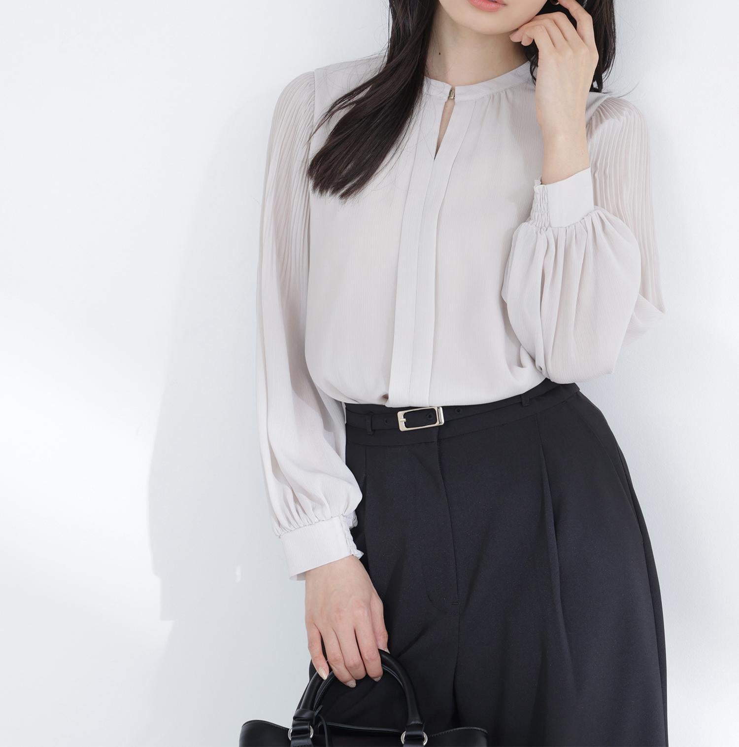 メタルポイント楊柳ブラウス グレージュ3