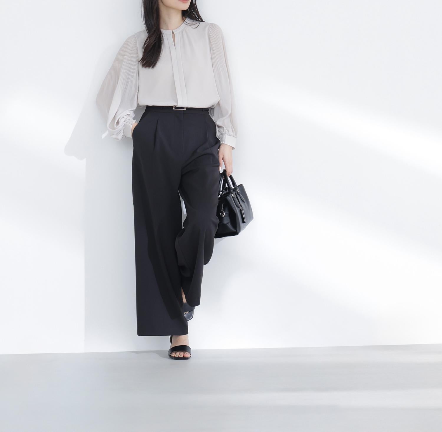 メタルポイント楊柳ブラウス グレージュ3