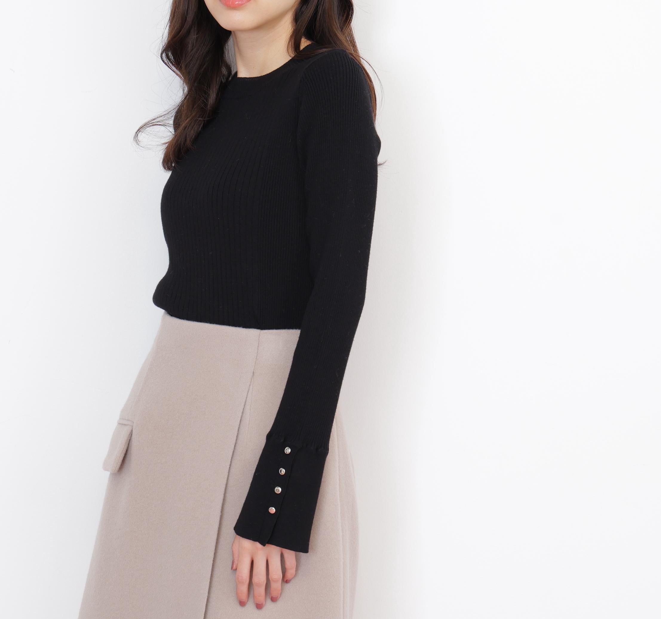 袖ボタンリブニット ブラック