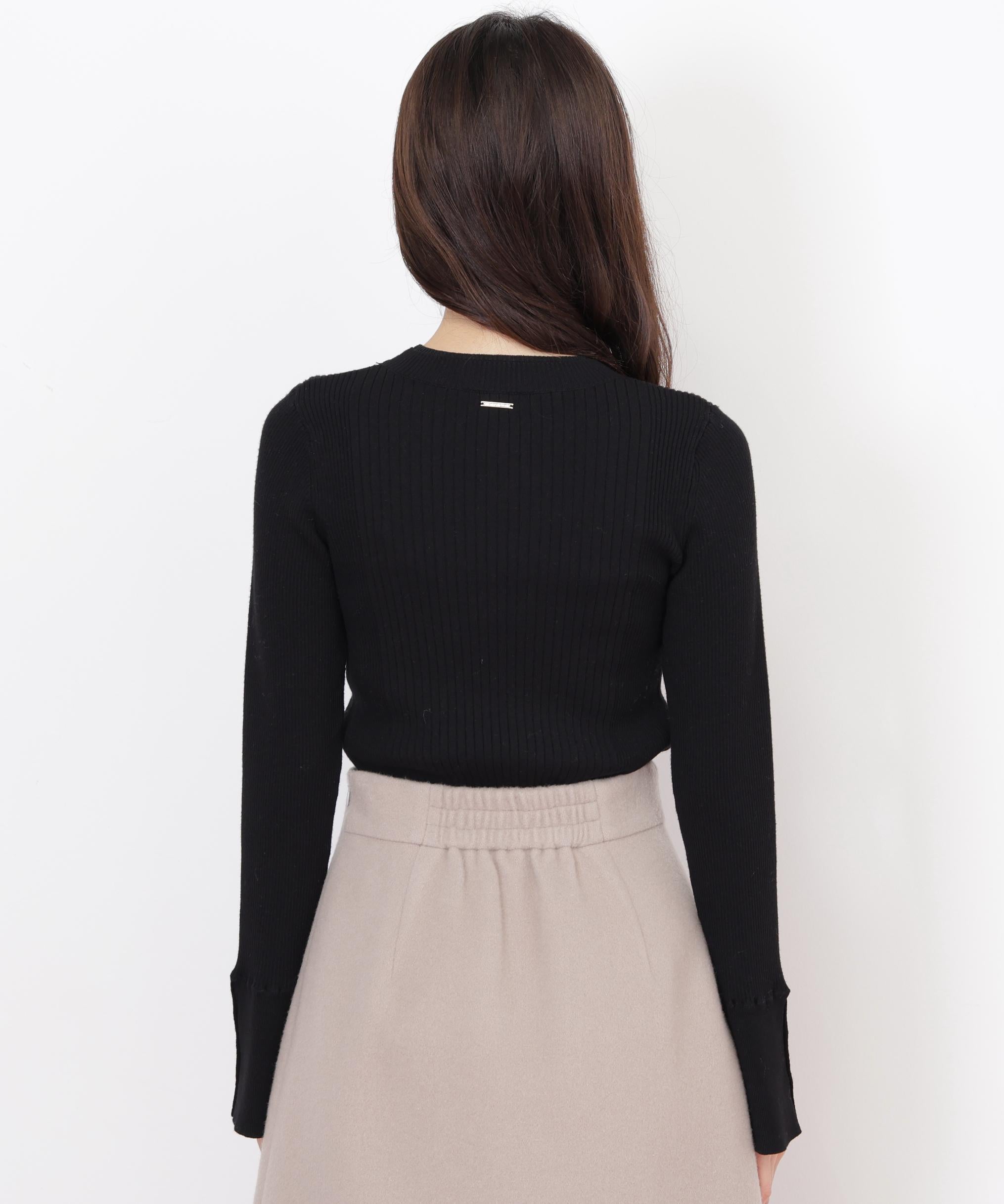 袖ボタンリブニット ブラック