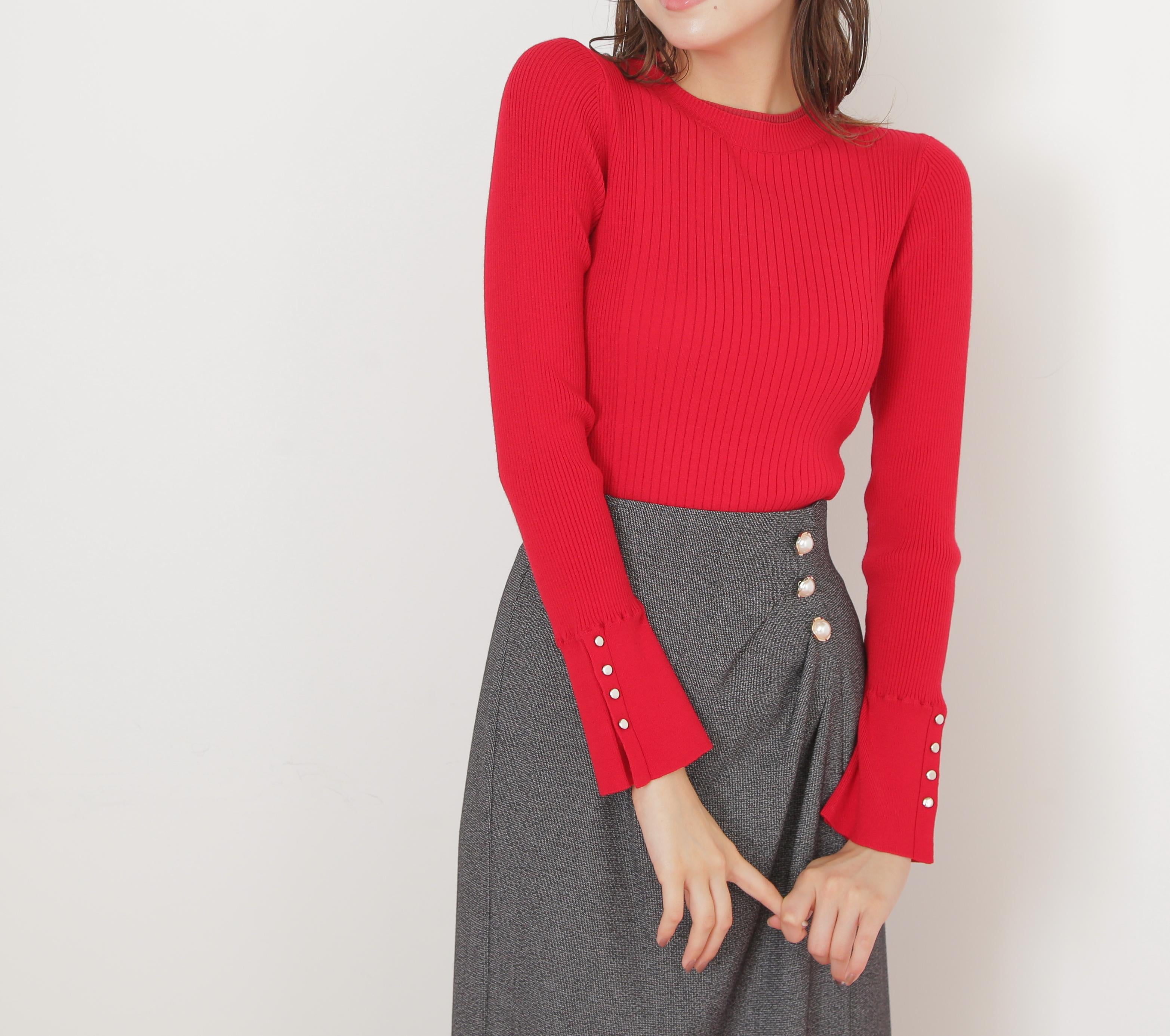 袖ボタンリブニット レッド
