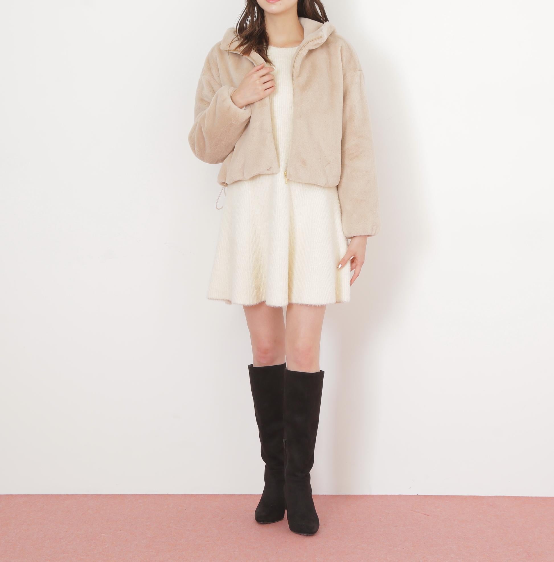 フェイクファーフーディー ベージュ