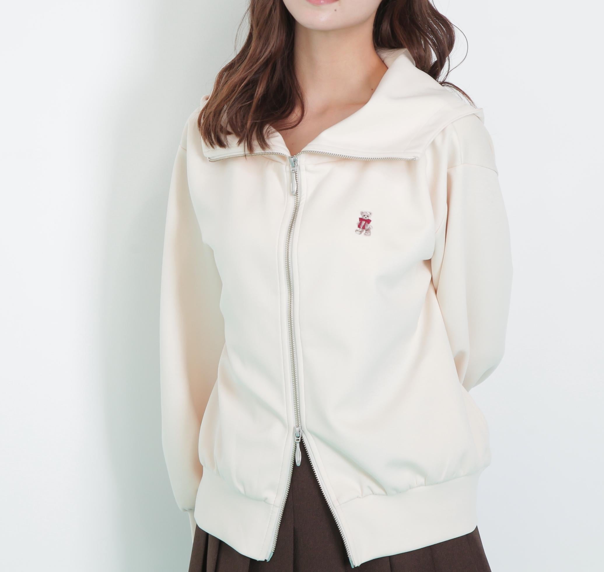 <BEARシリーズ>ビックフードパーカー エクリュ