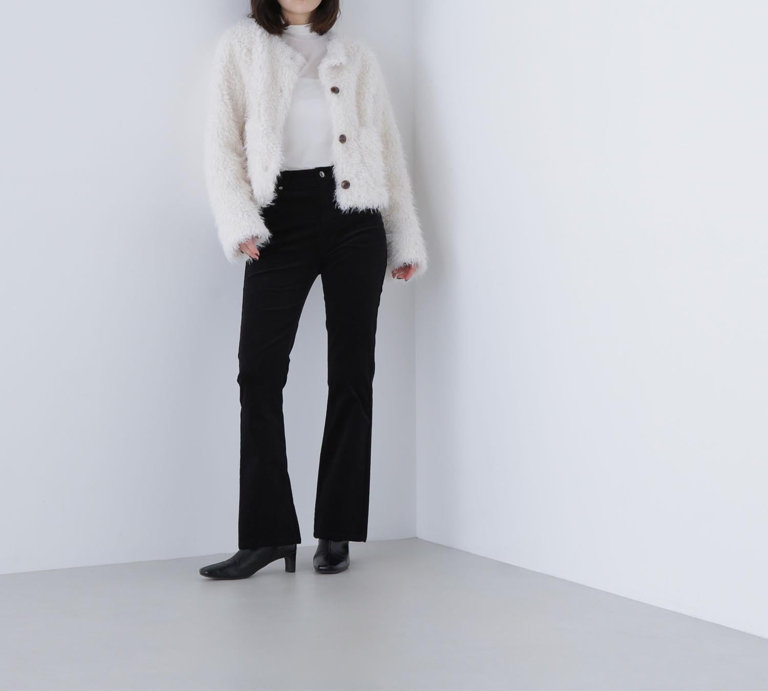 カーリーフェイクファージャケット オフホワイト1