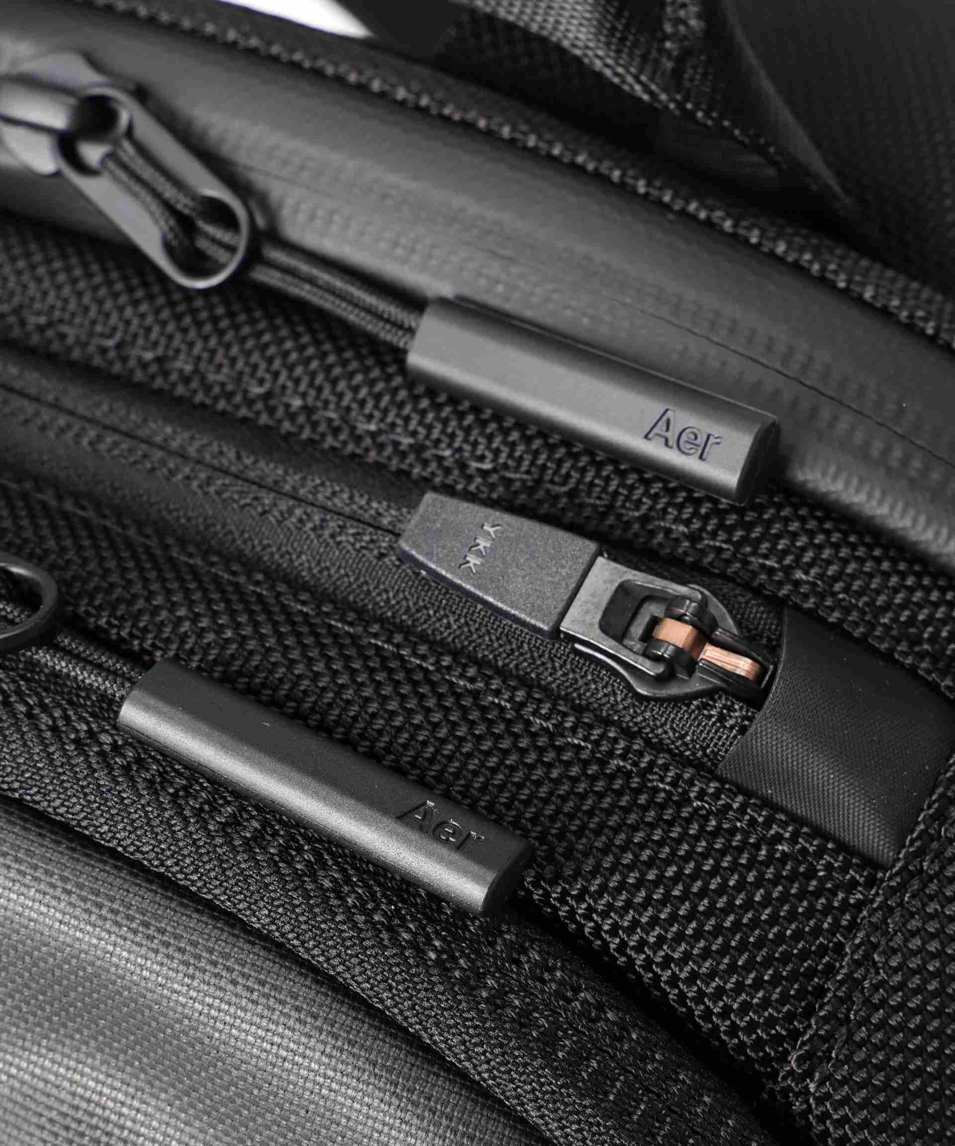 Ae(エアー)Day Pack 3 AE>-31014 ブラック
