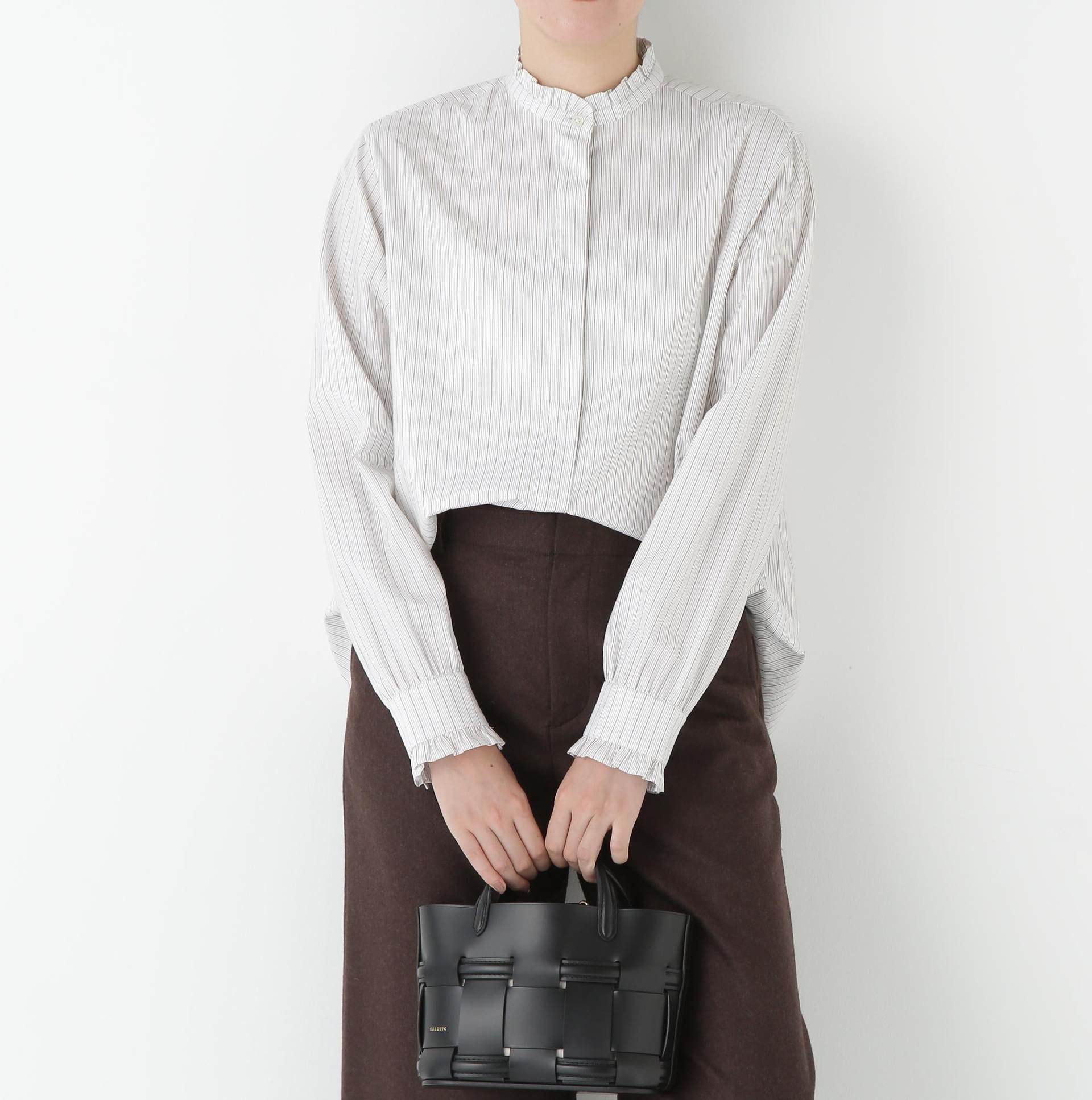 スタンドフリルブラウス ホワイト×ベージュストライプ3