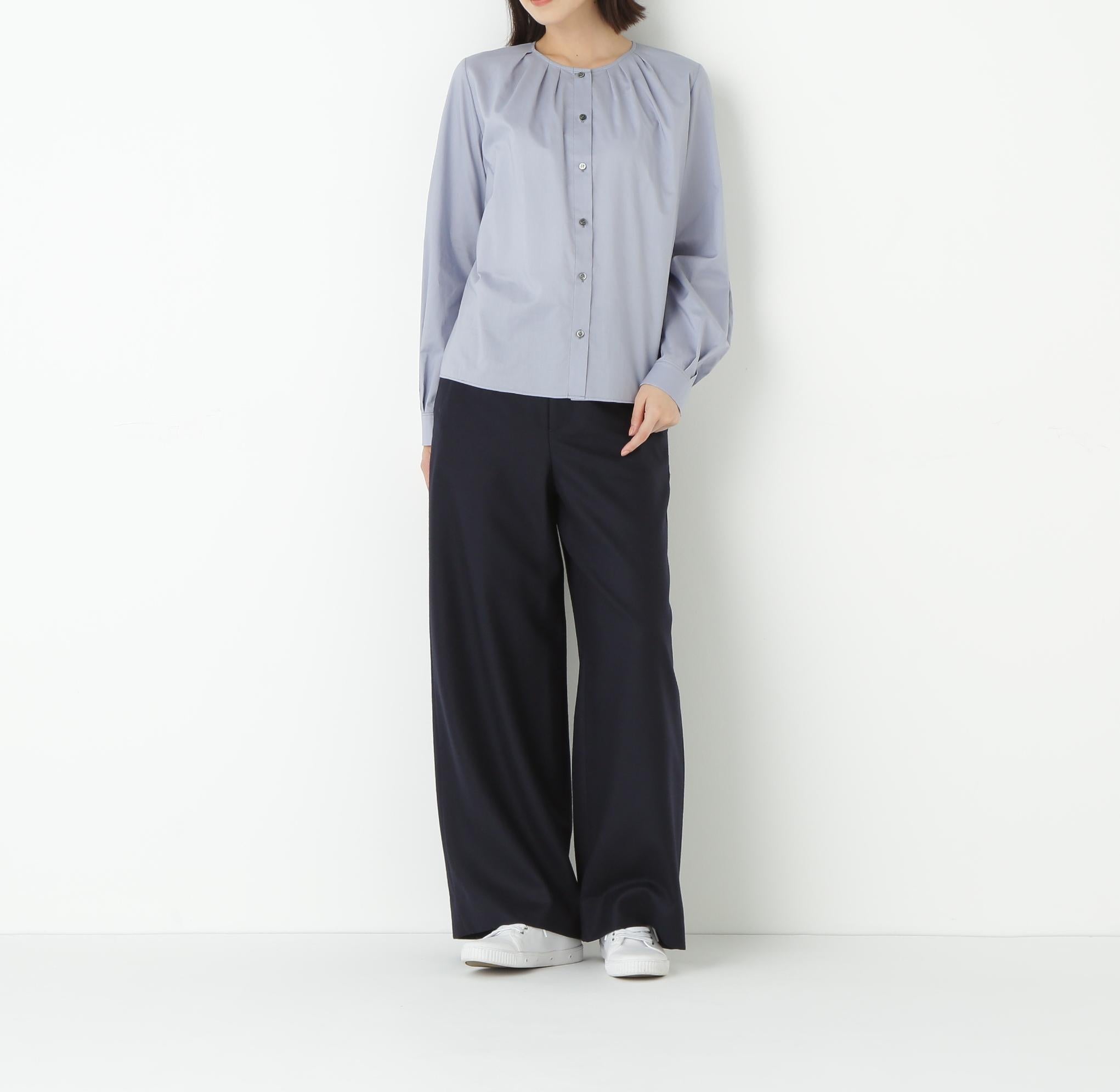 ノーカラータックブラウス ブルー