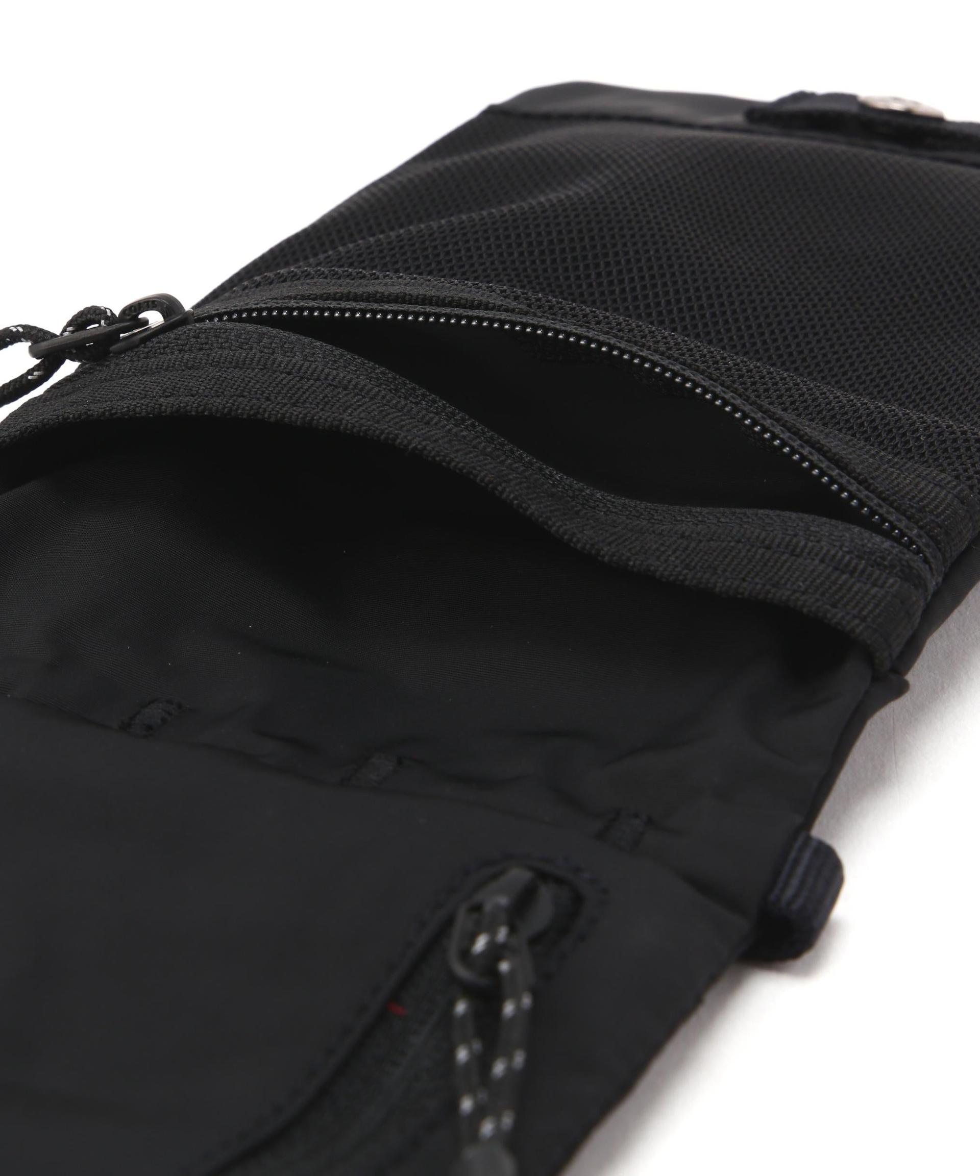 Topologie/トポロジー Phone Sacoche Tech Sateen ブラック