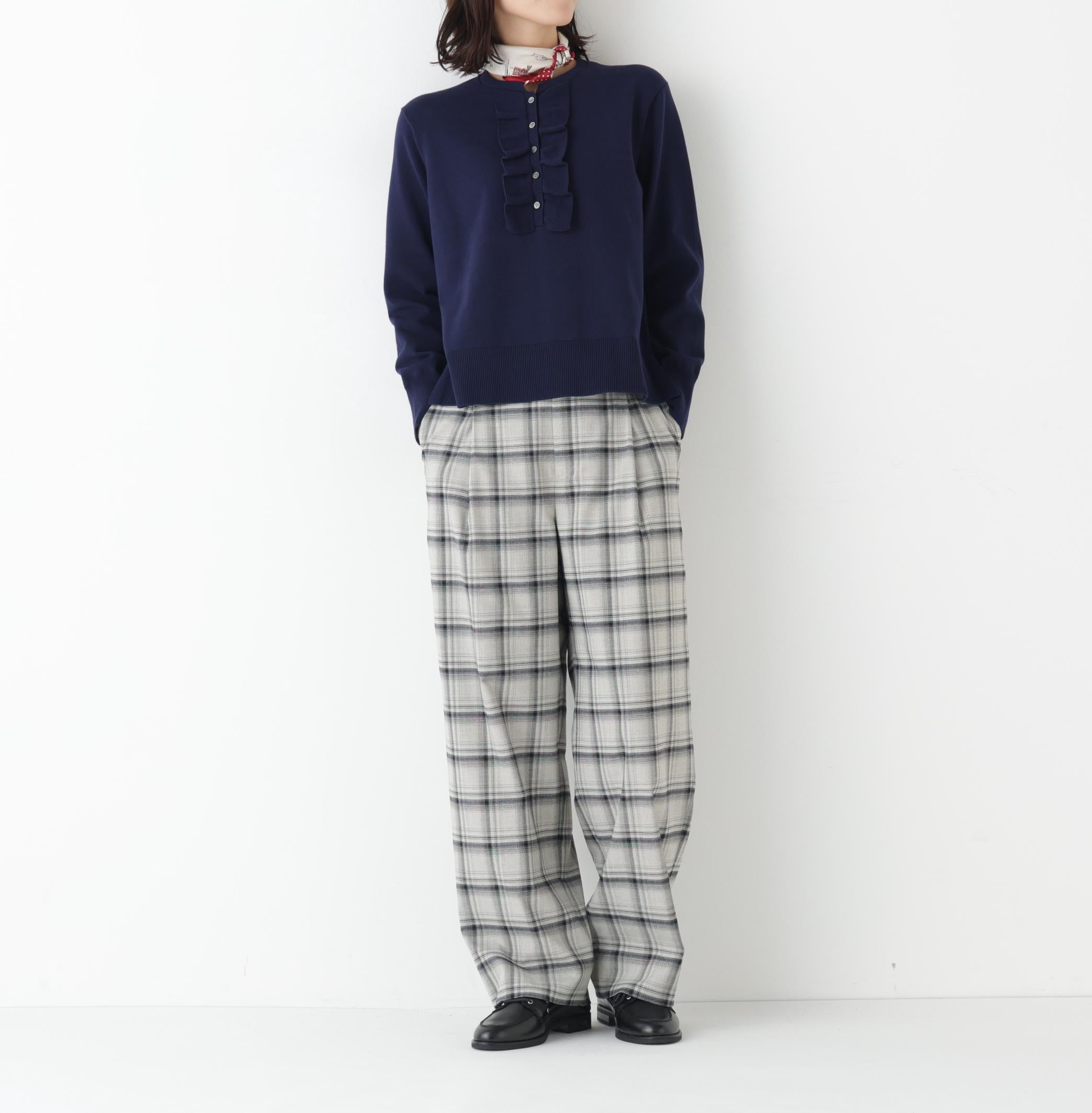 オーガニックコットン混プレーティング前立フリルプルオーバー ネイビー