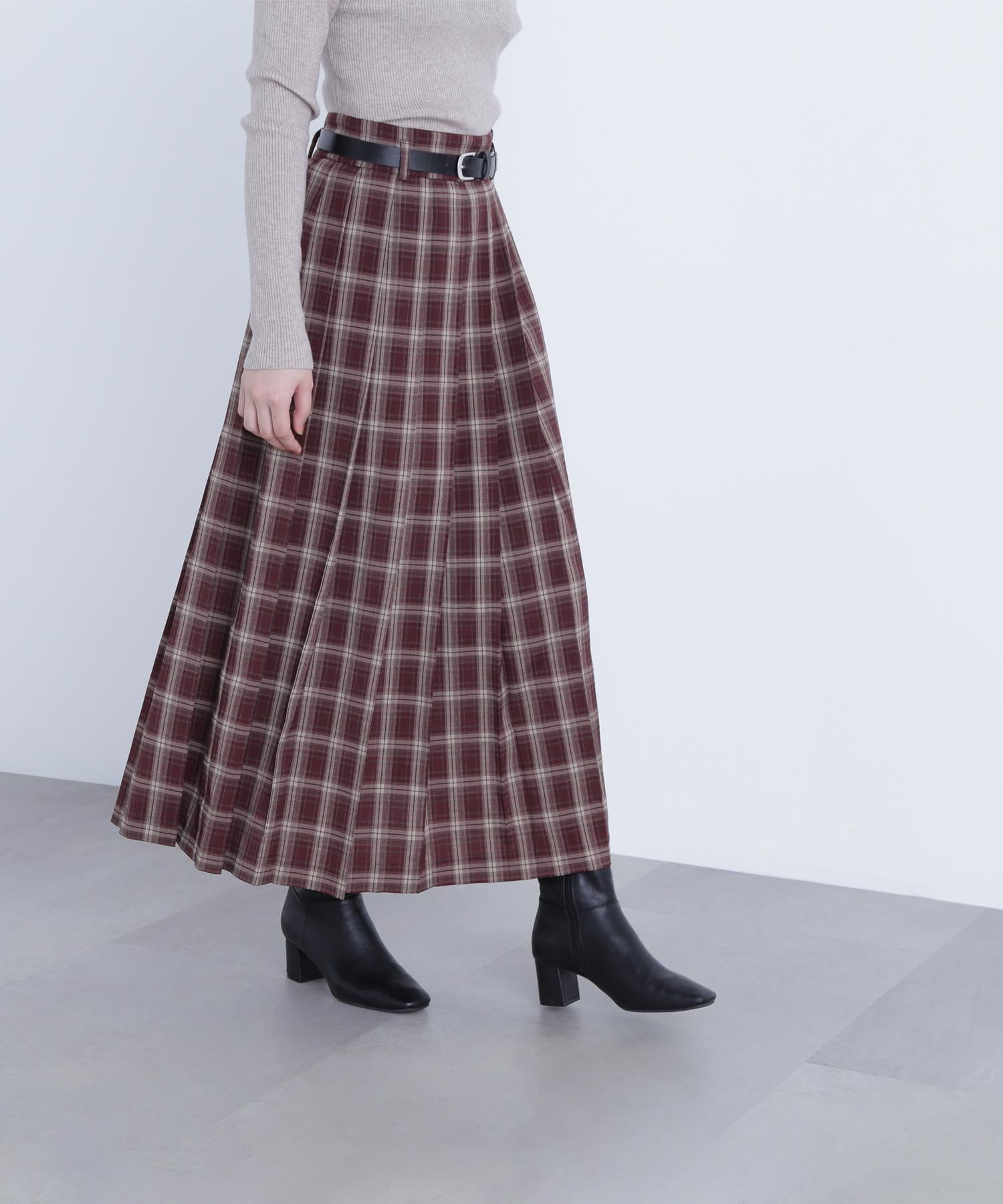 ベルテッドチェックプリーツスカート バーガンディー系2