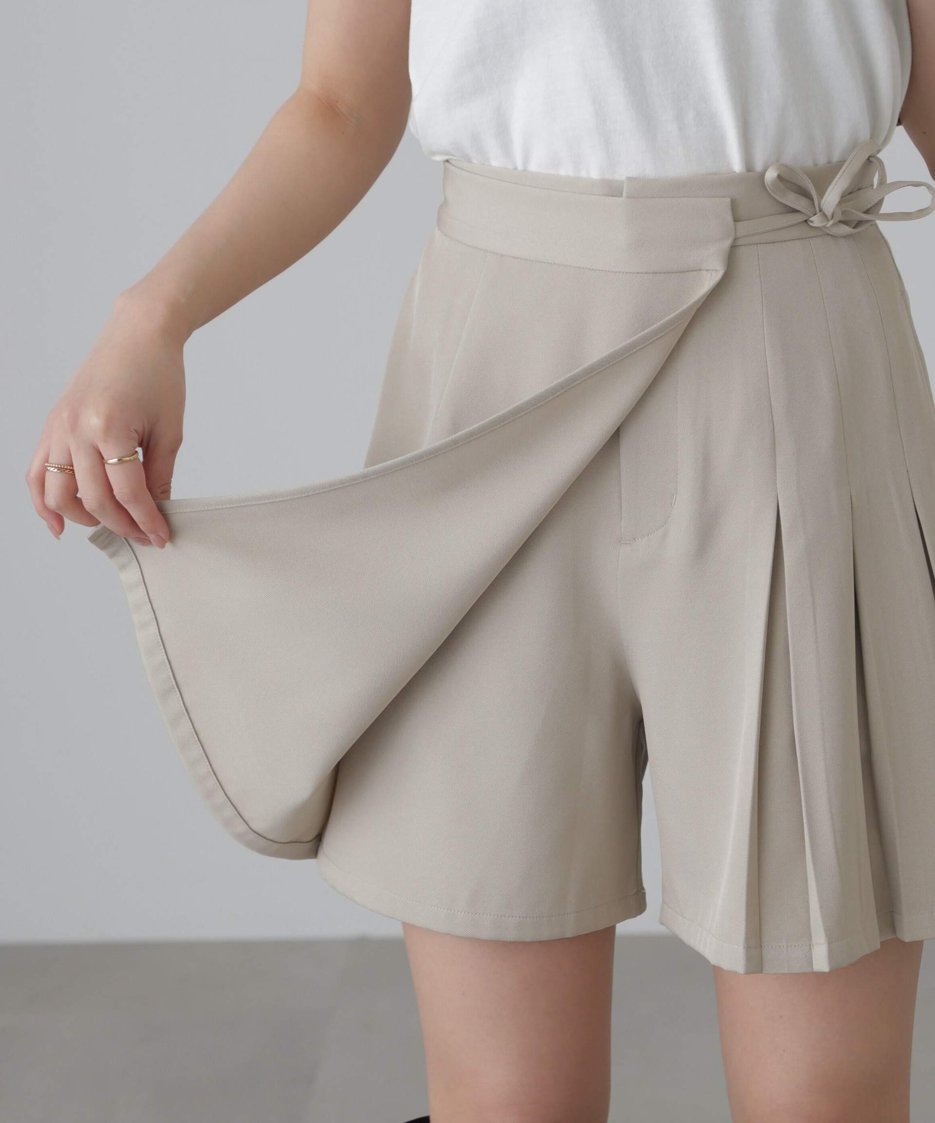 サイドリボンラップスカートパンツ ベージュ