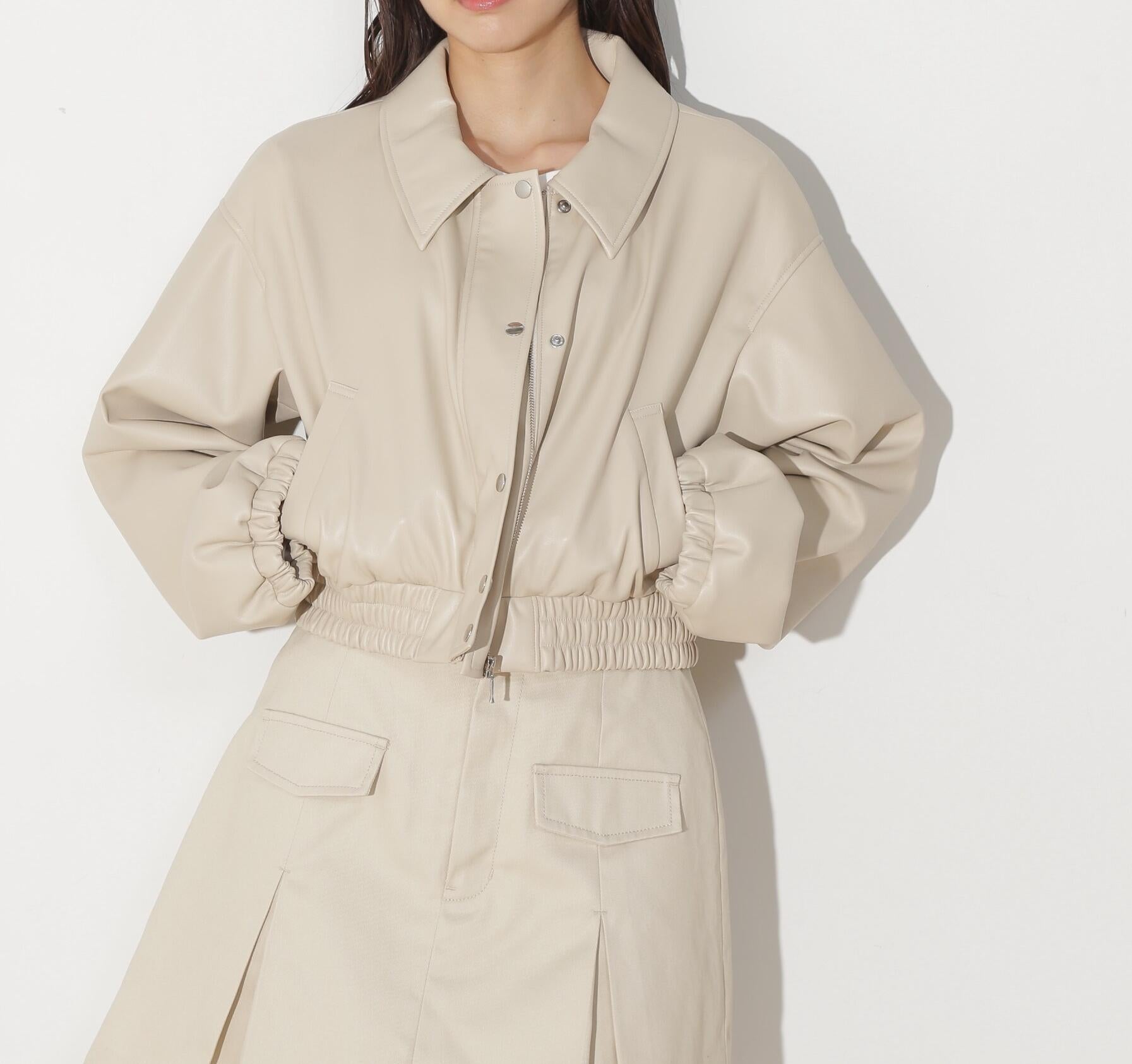 フェイクレザーショートブルゾン ベージュ