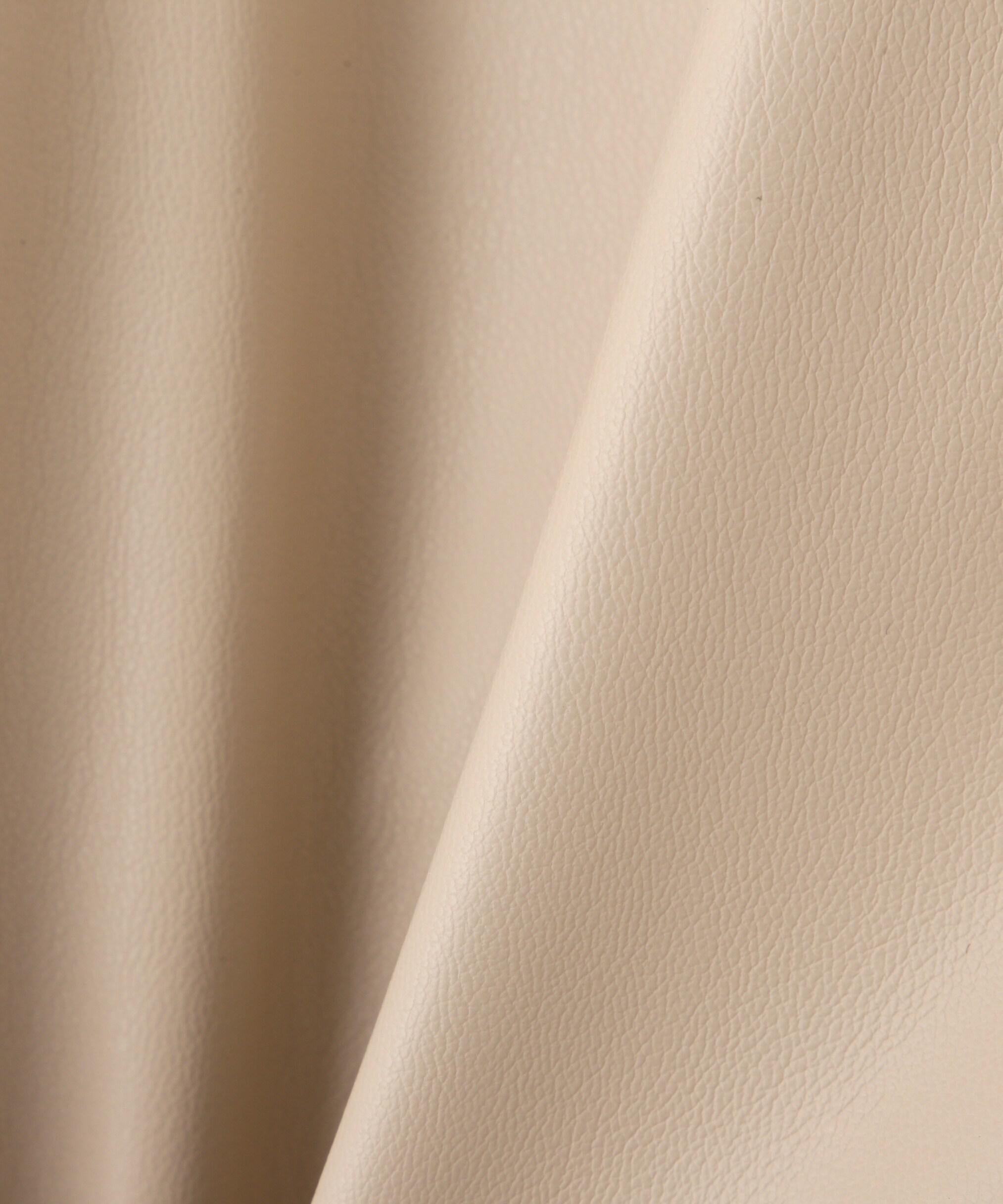 フェイクレザーショートブルゾン ベージュ