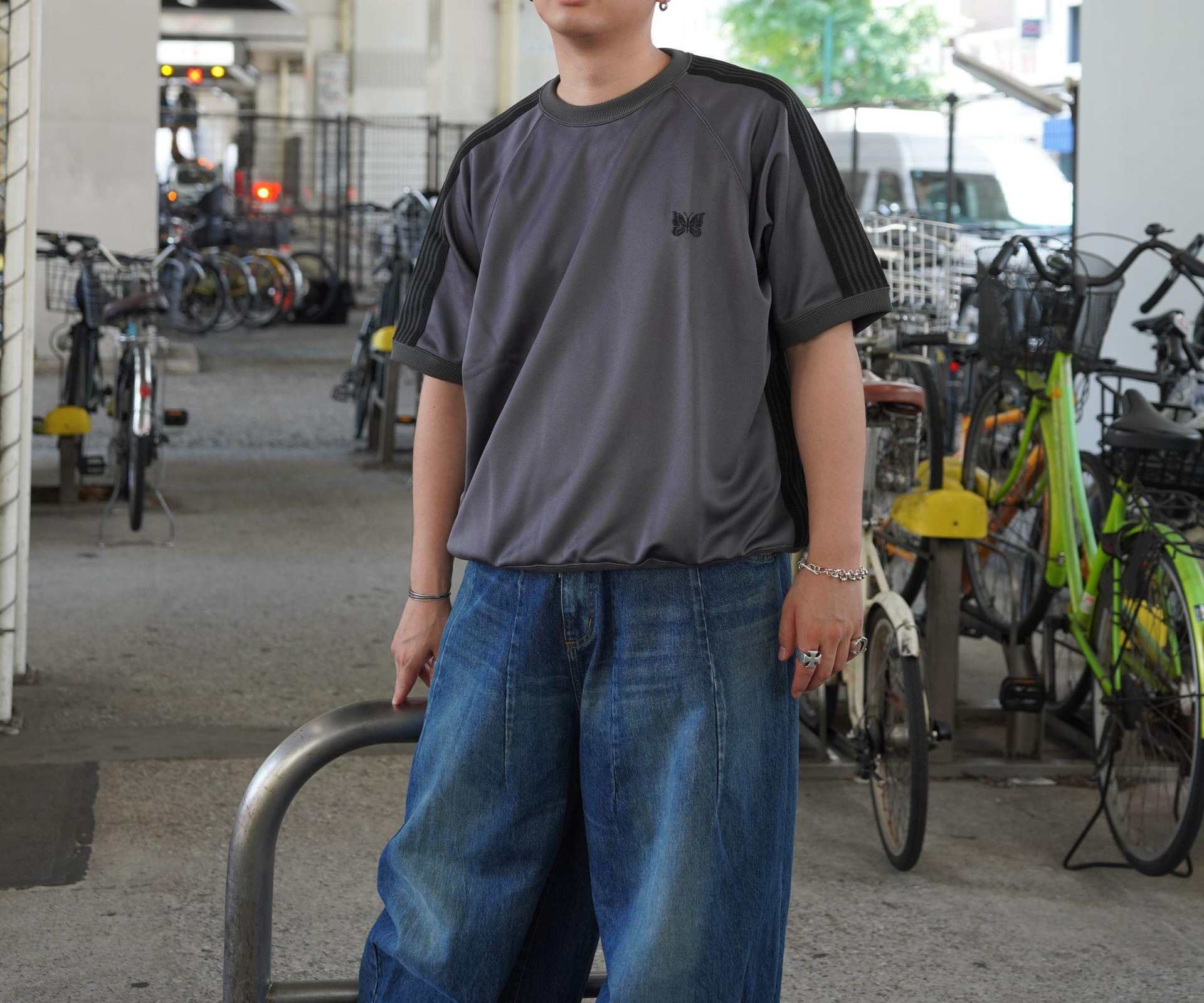 Needles/ニードルズ 別注Tack S/S Cew Neck Shit-Poly Smooth チャコール