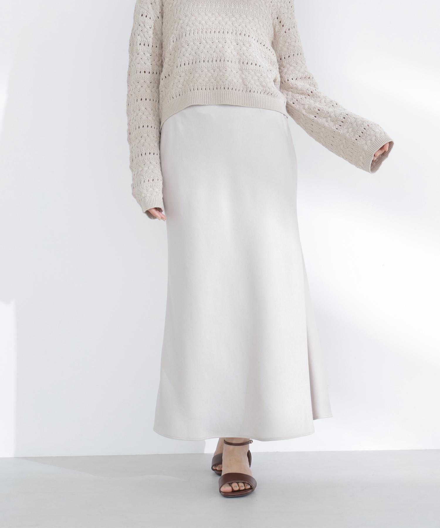 バイアスサテンナロースカート アイボリー1