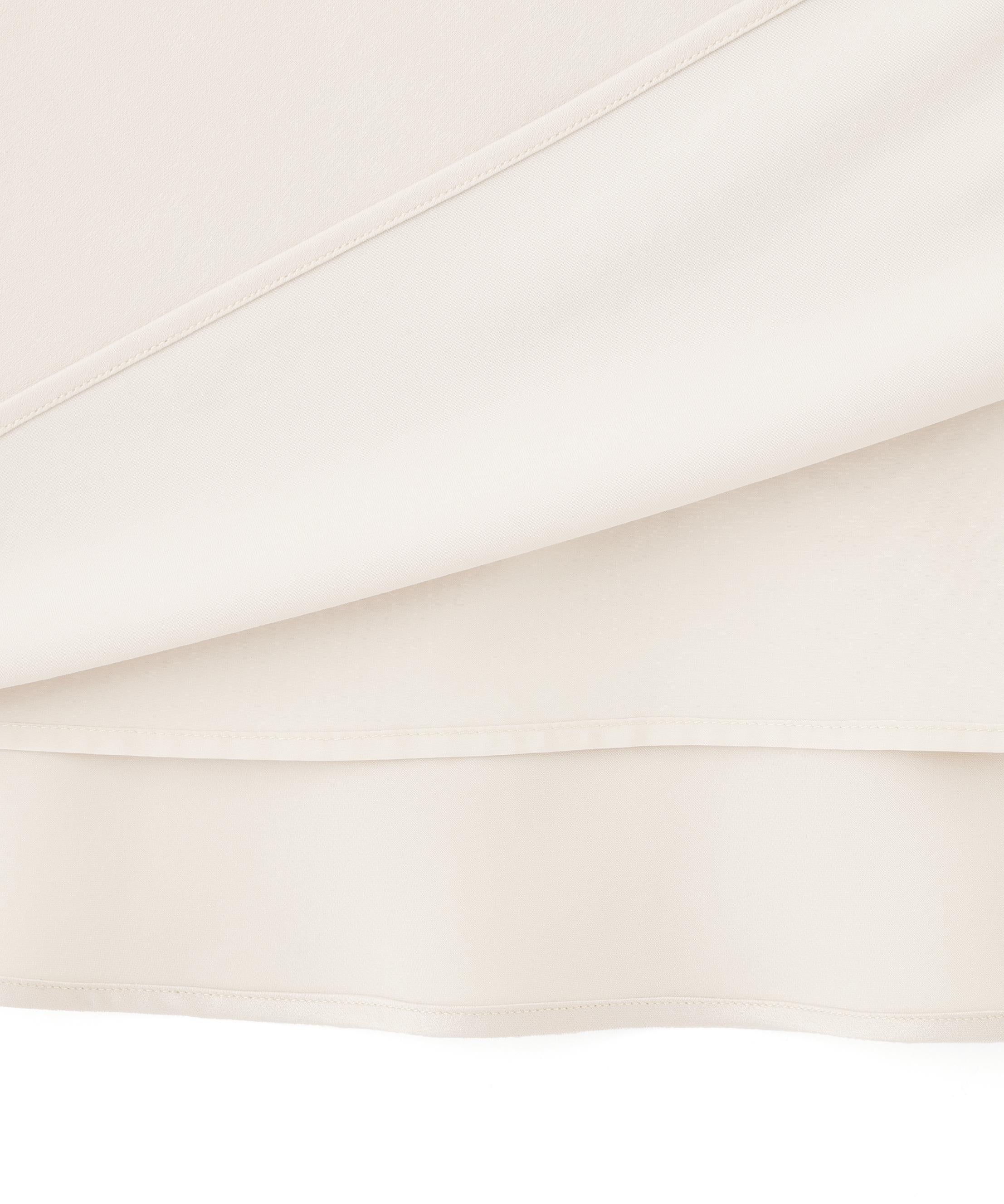 バイアスサテンナロースカート アイボリー1