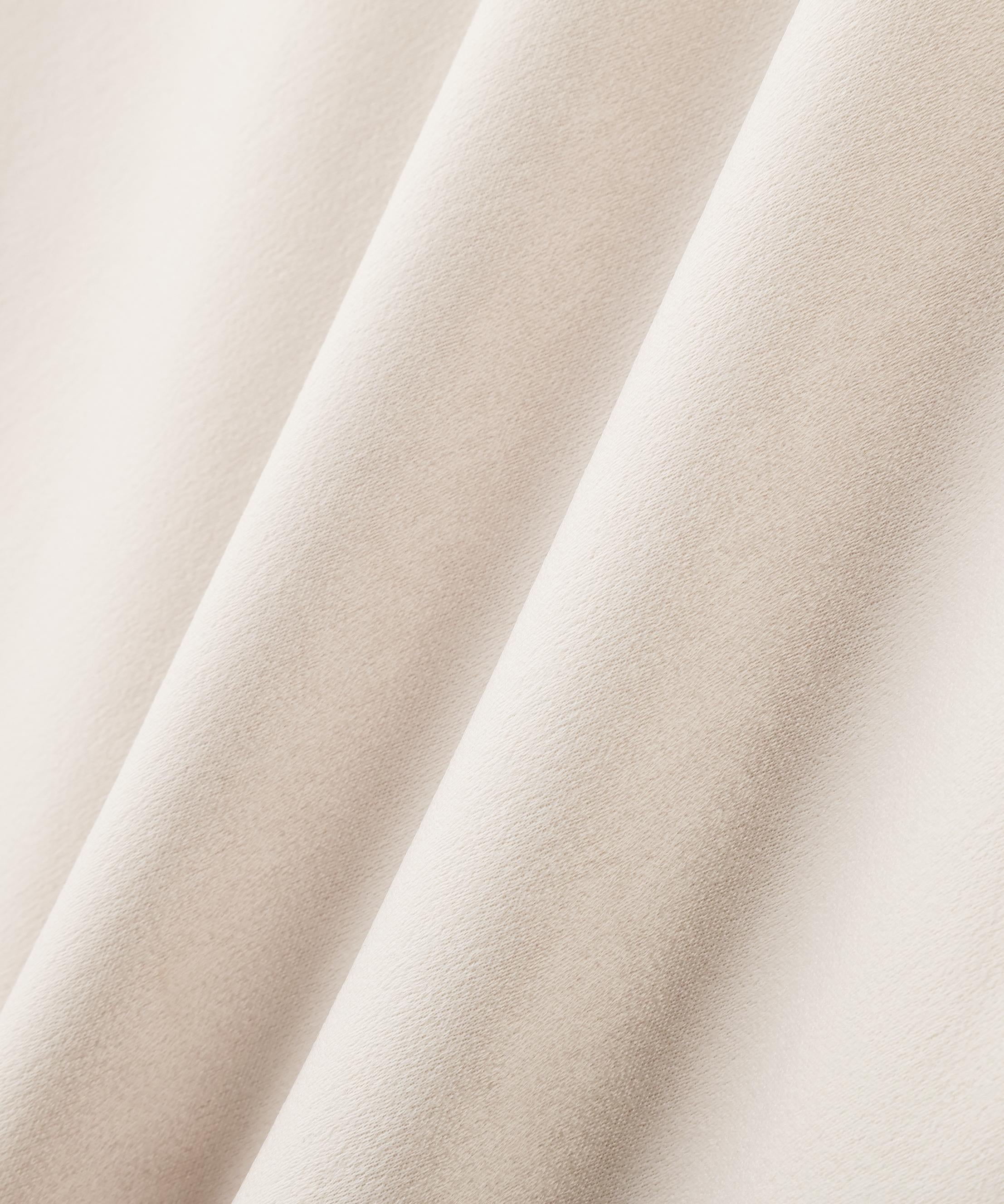 バイアスサテンナロースカート アイボリー1