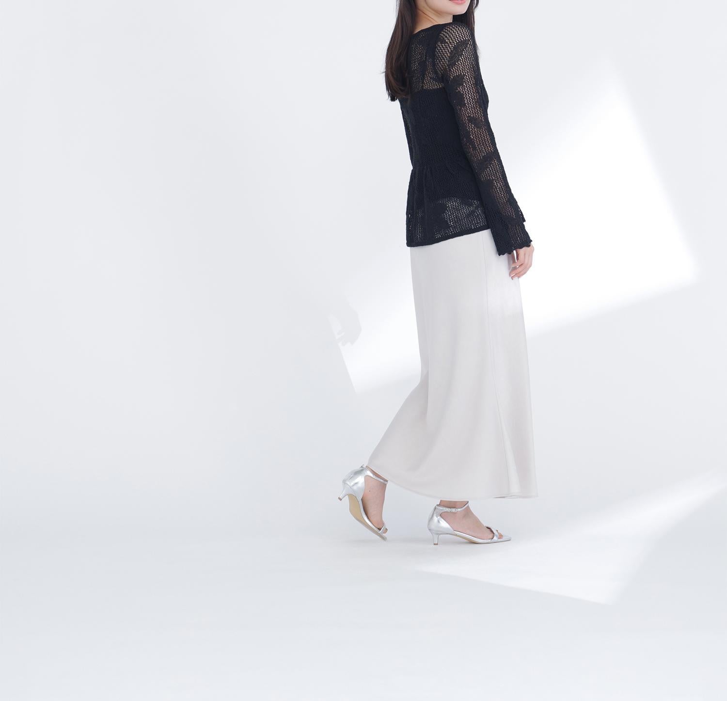 バイアスサテンナロースカート アイボリー1