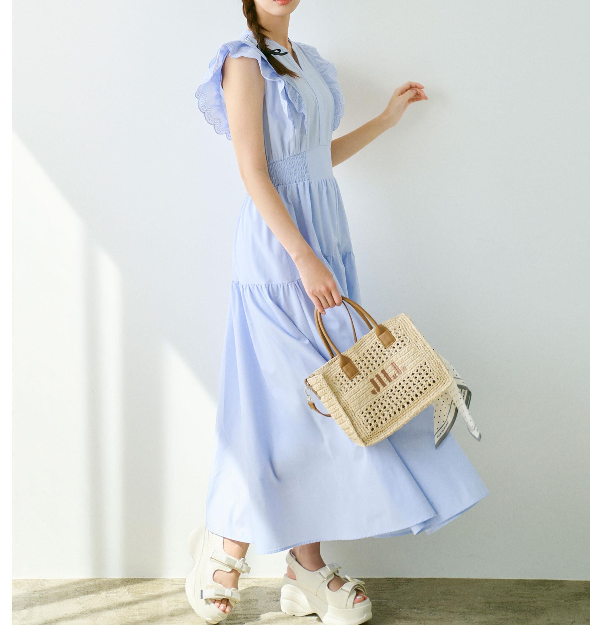 カットワークカラーワンピース ブルー