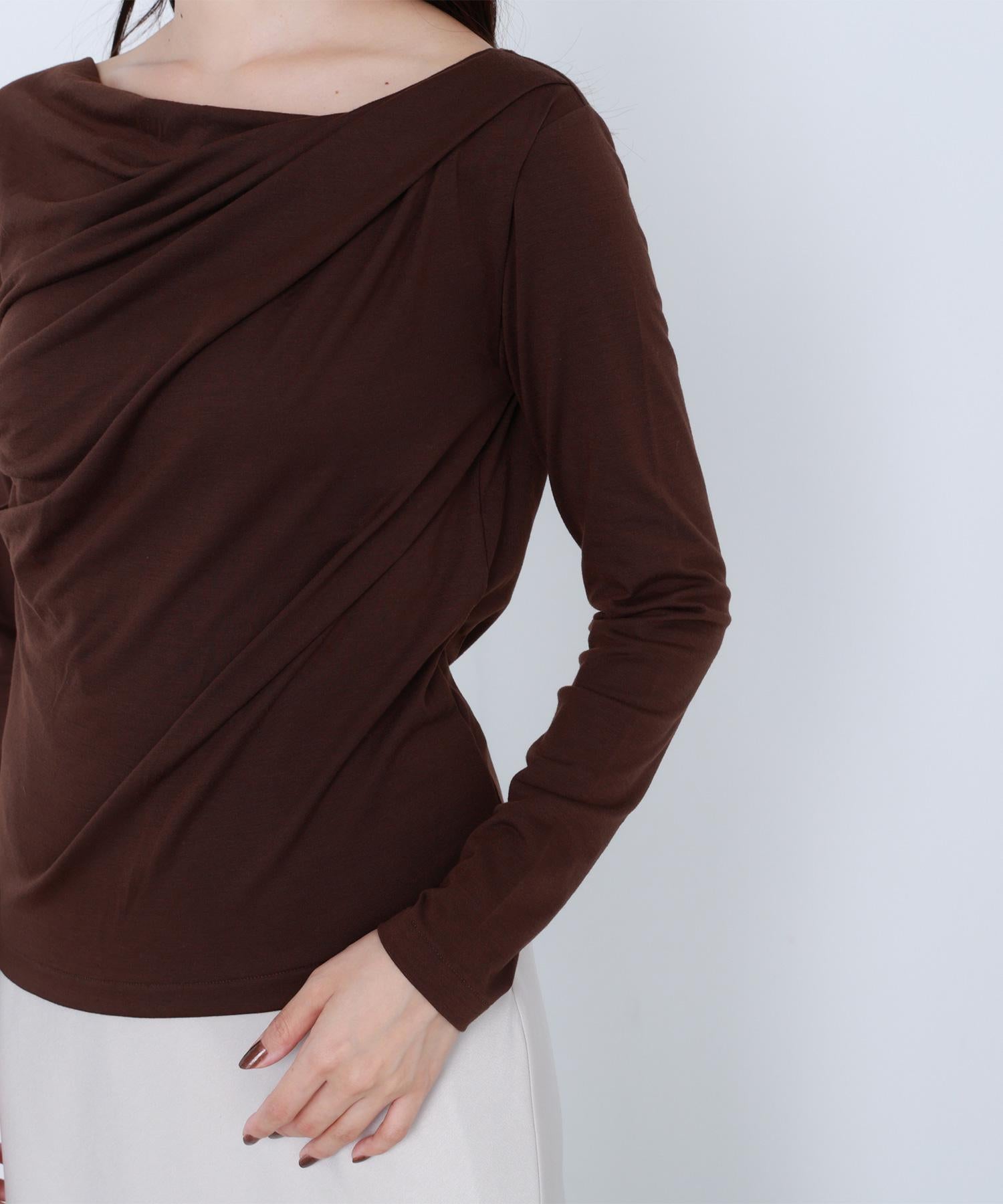 ドレープネックカットソー ダークブラウン1