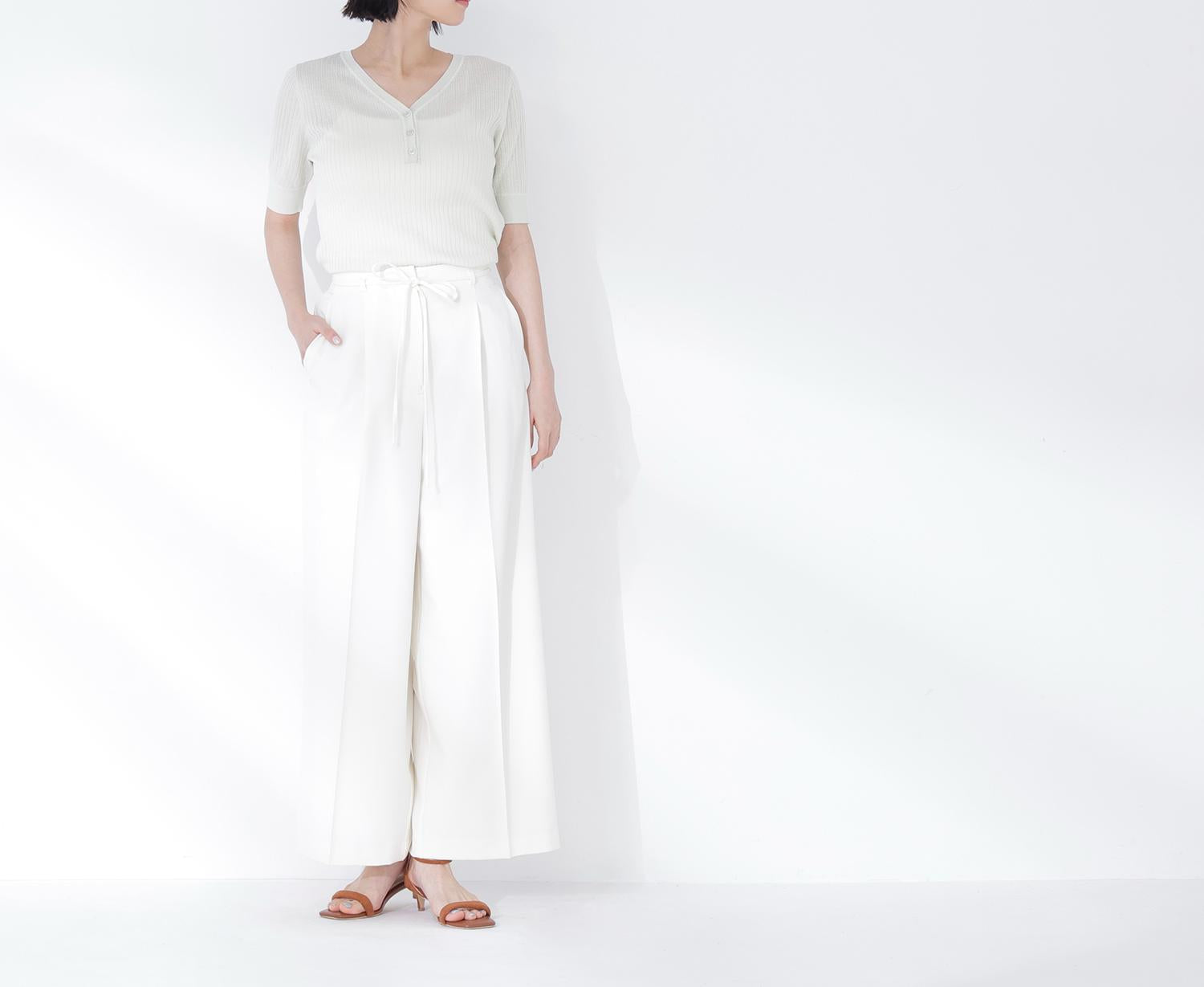 ナローリボンタックワイドパンツ オフホワイト1