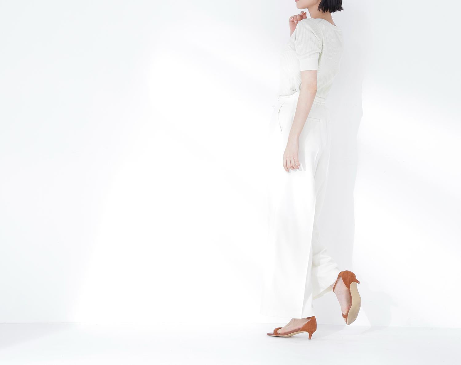 ナローリボンタックワイドパンツ オフホワイト1