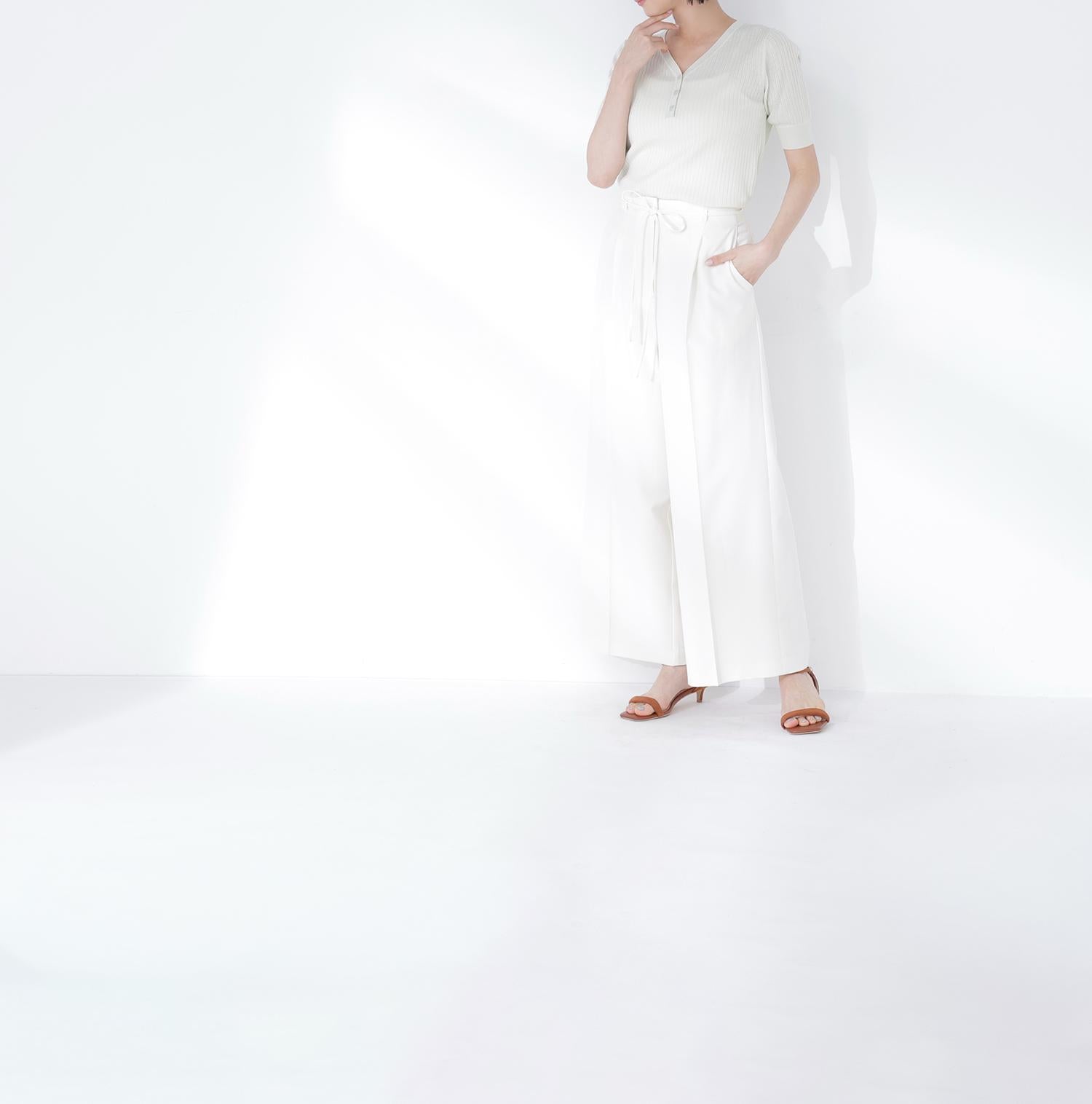 ナローリボンタックワイドパンツ オフホワイト1