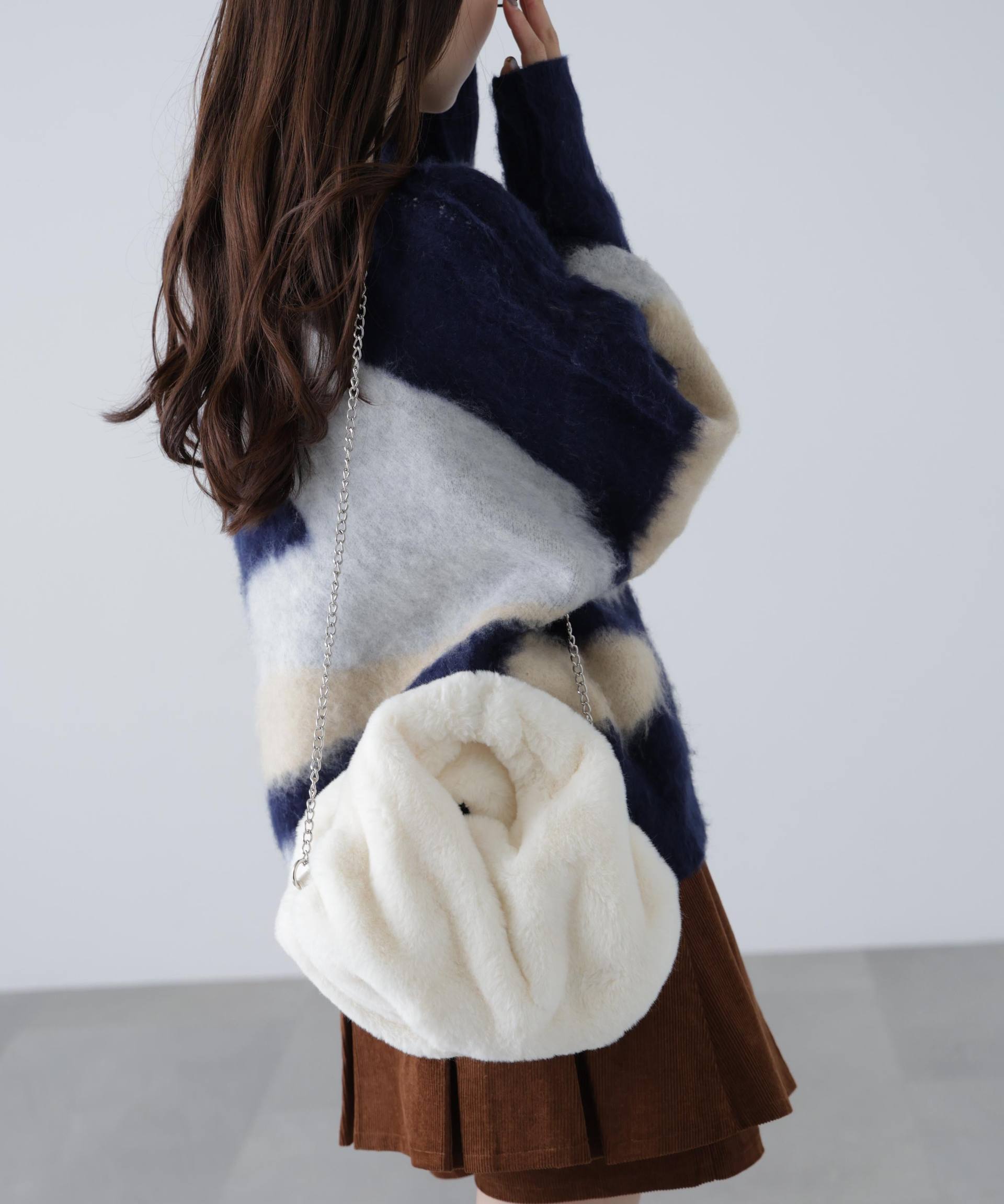 フェイクファーバッグ ホワイト