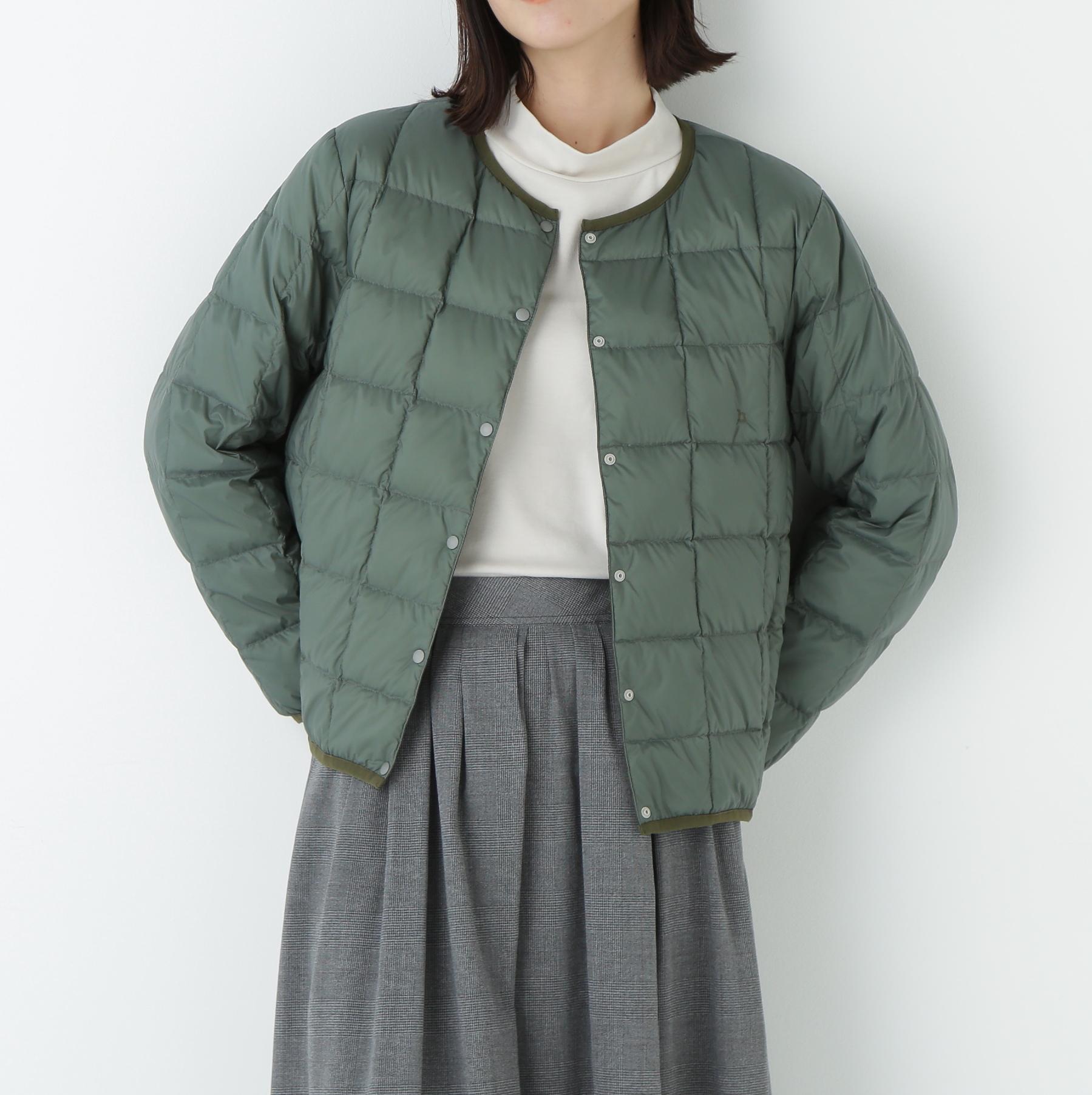 リバーシブルクルーネックダウンブルゾン ダークセージグリーン×ダークオリーブ