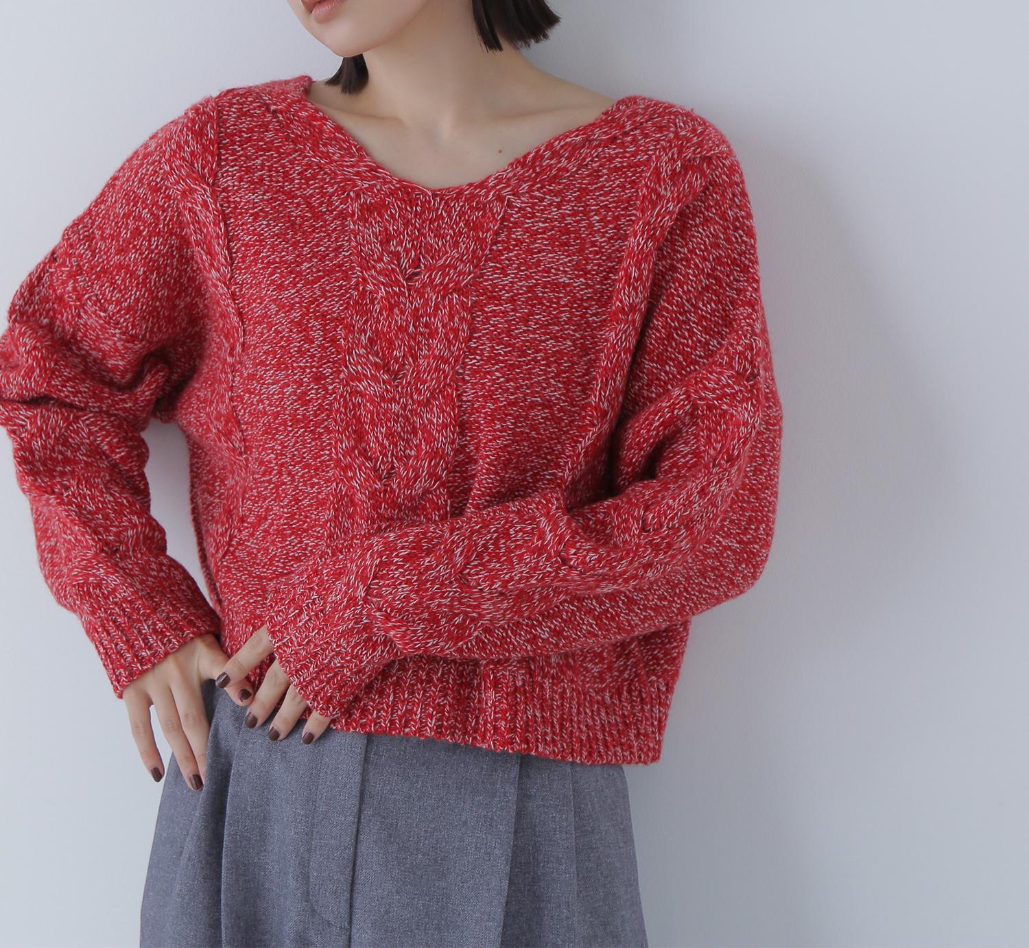 Vネックケーブルニット レッドベース2