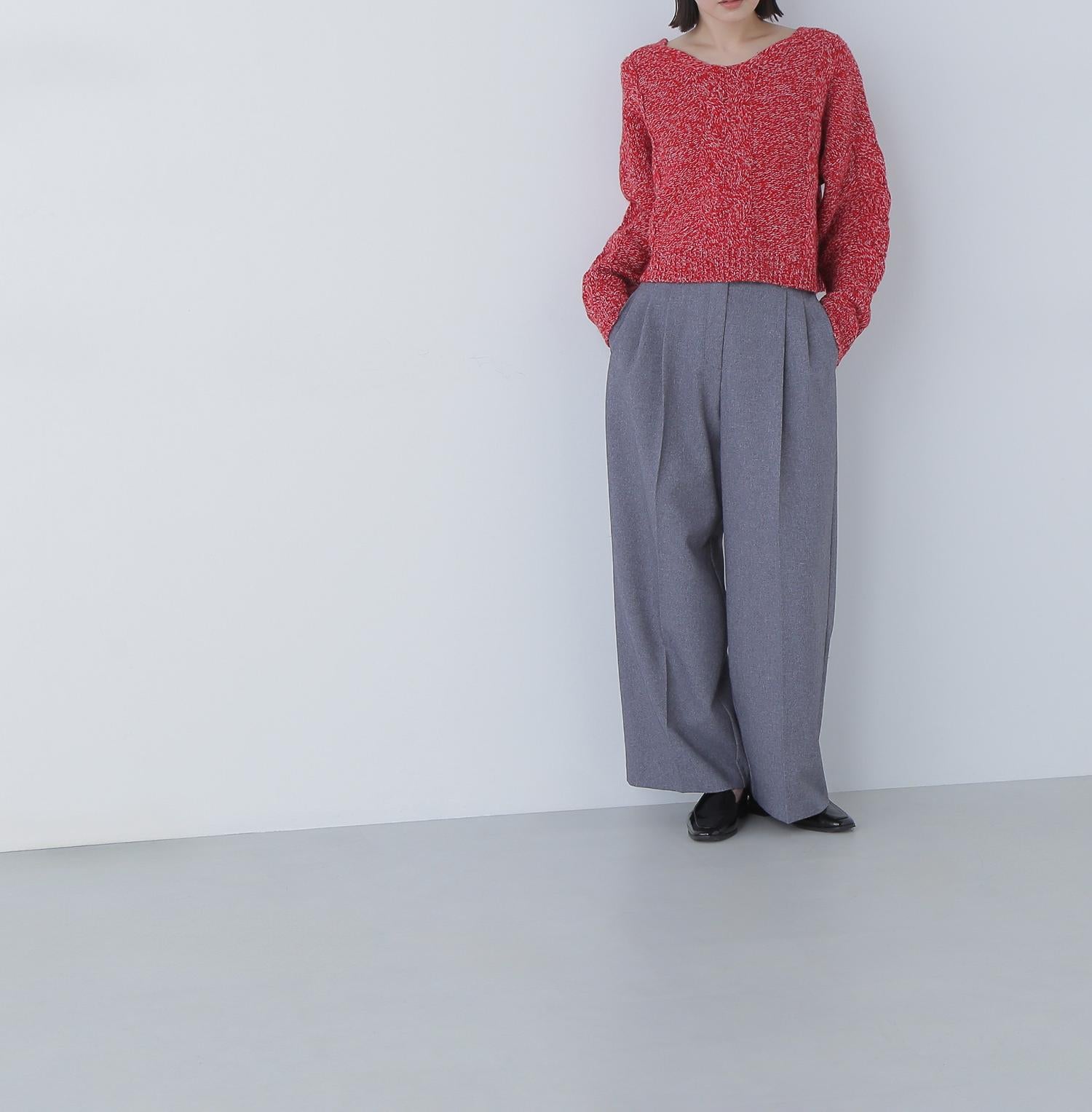 Vネックケーブルニット レッドベース2