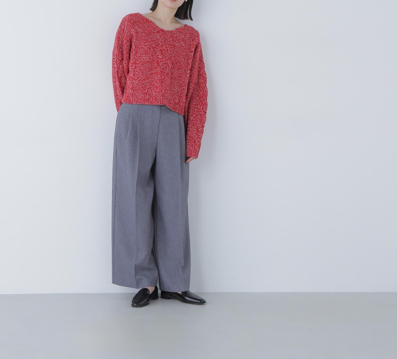 Vネックケーブルニット レッドベース2