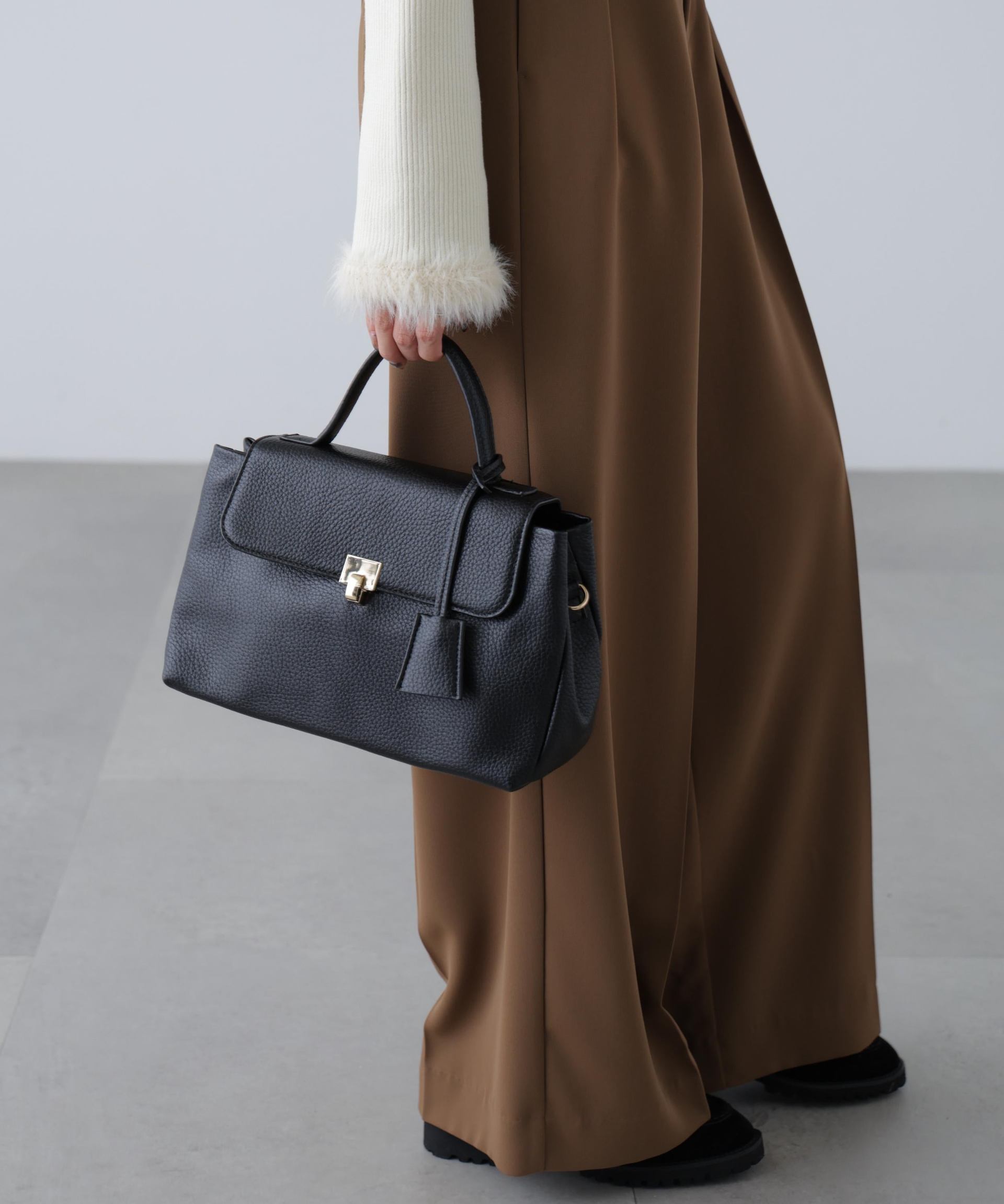 メタルフックバッグ ブラック