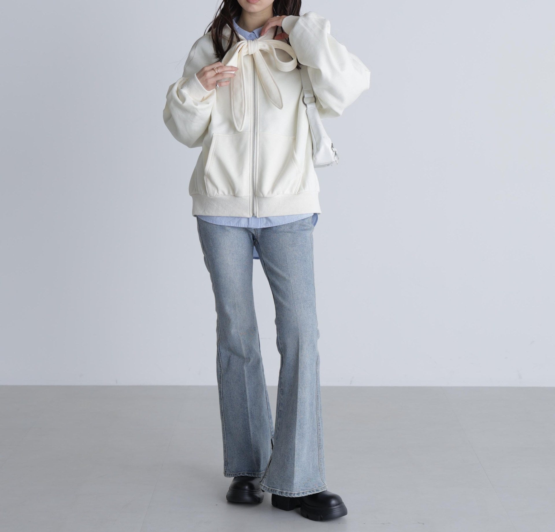 起毛ビッグリボンジップパーカー オフ