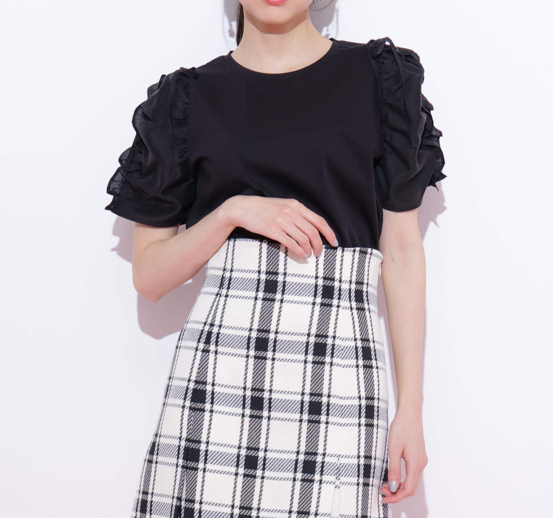 袖ボリュームリボンTシャツ ブラック
